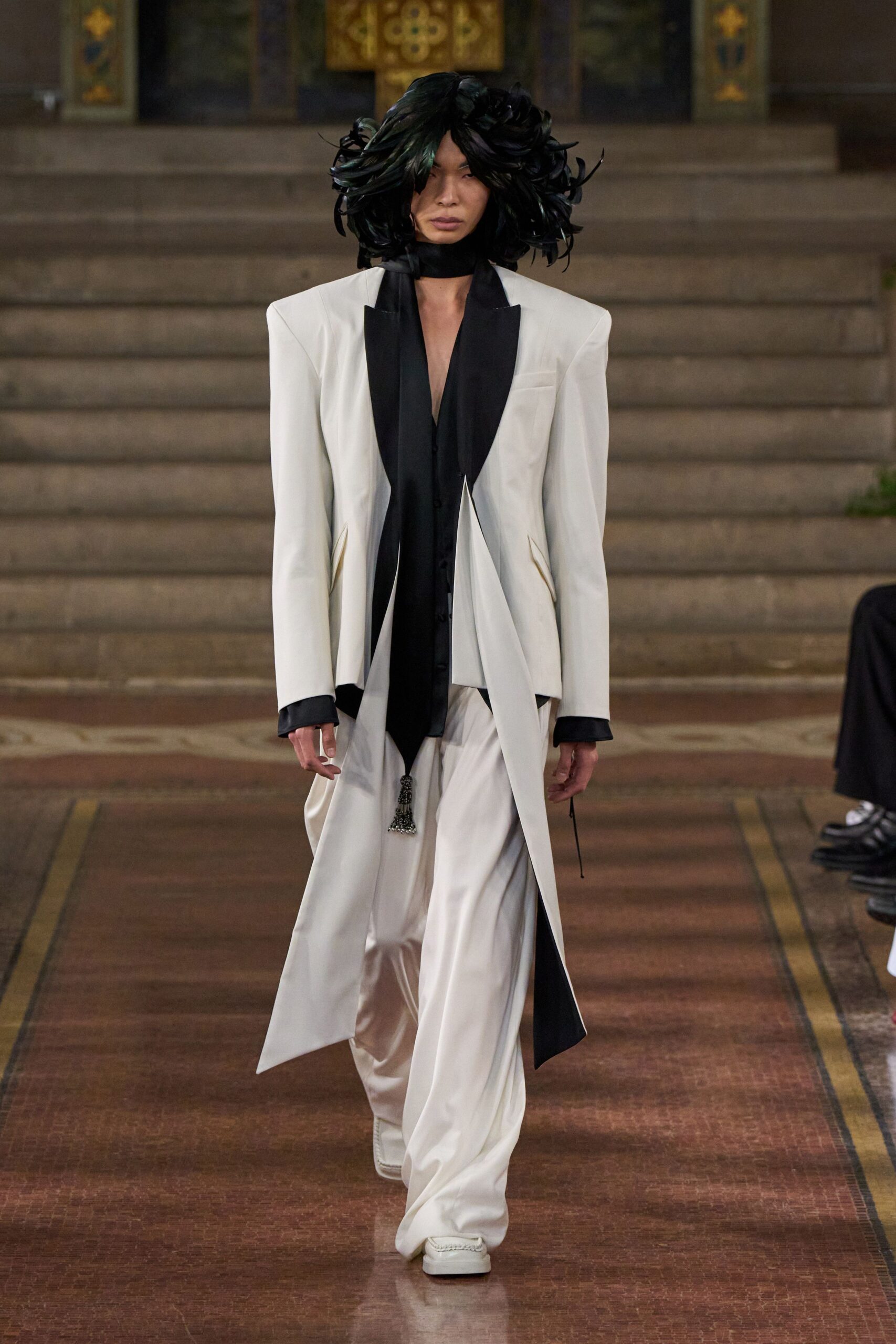 white silk long-sleeve collared tailored buttoned blazer