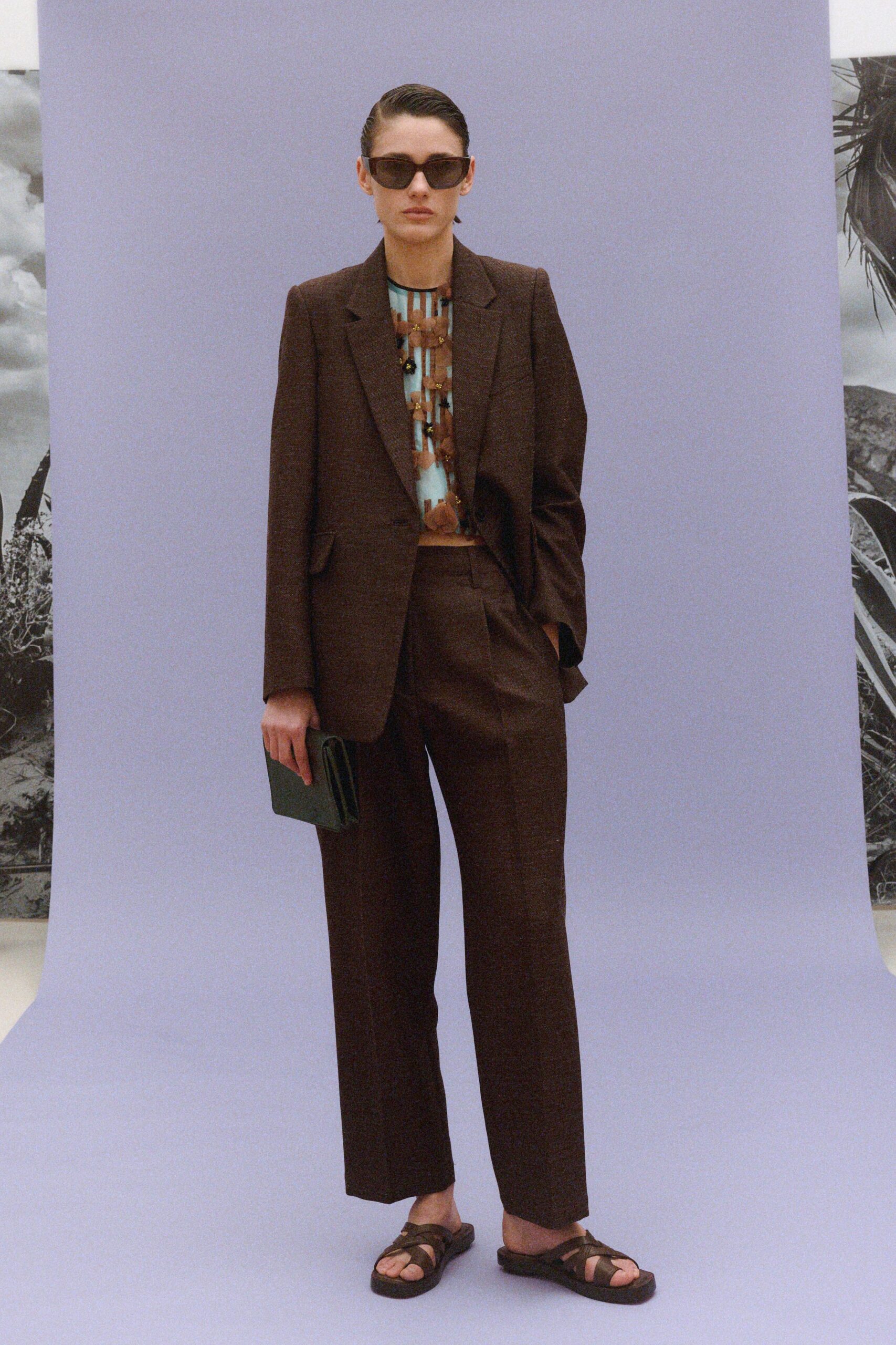 brown tweed long-sleeve collared structured blazer