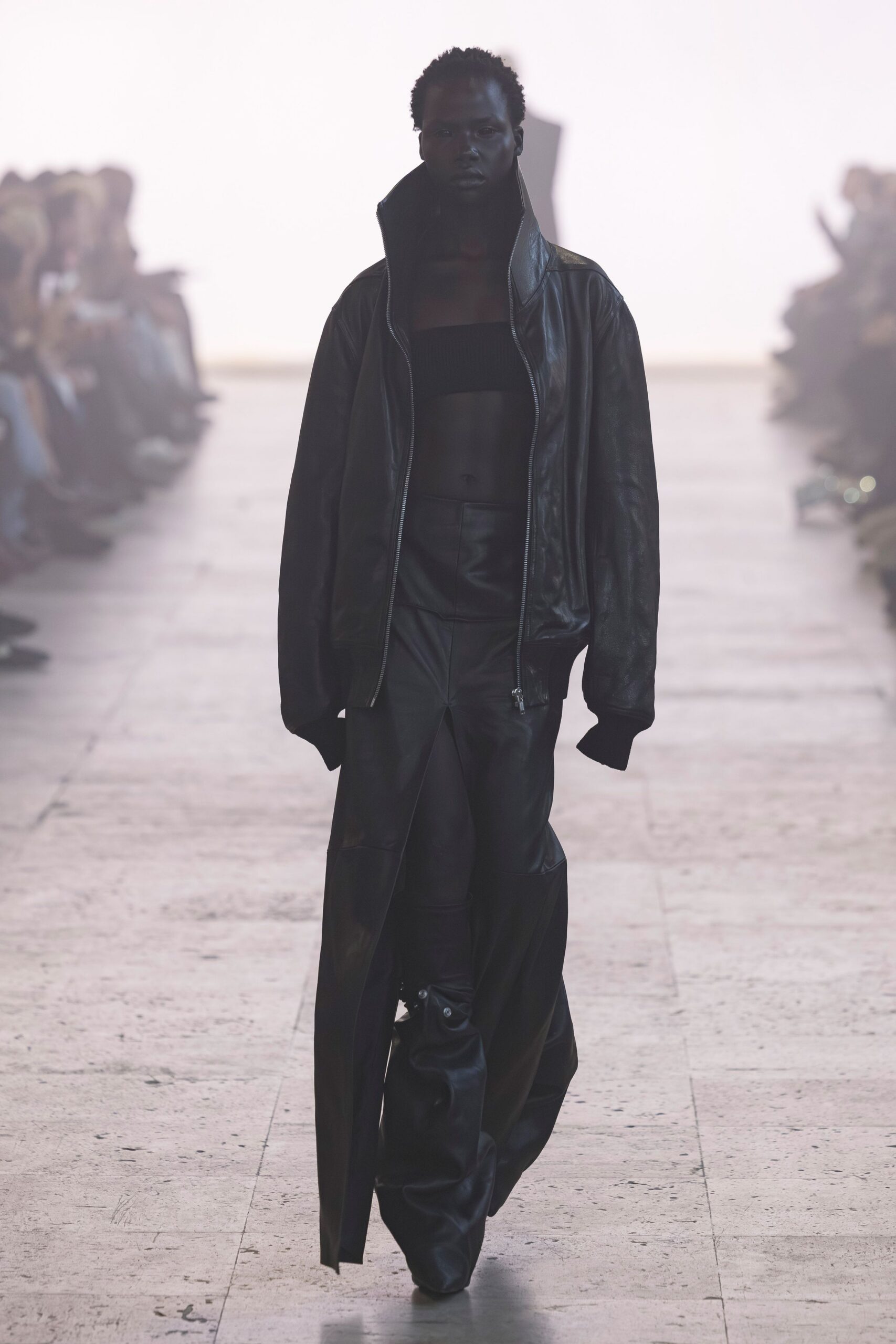 black leather long-sleeve collared oversized zippered jacket