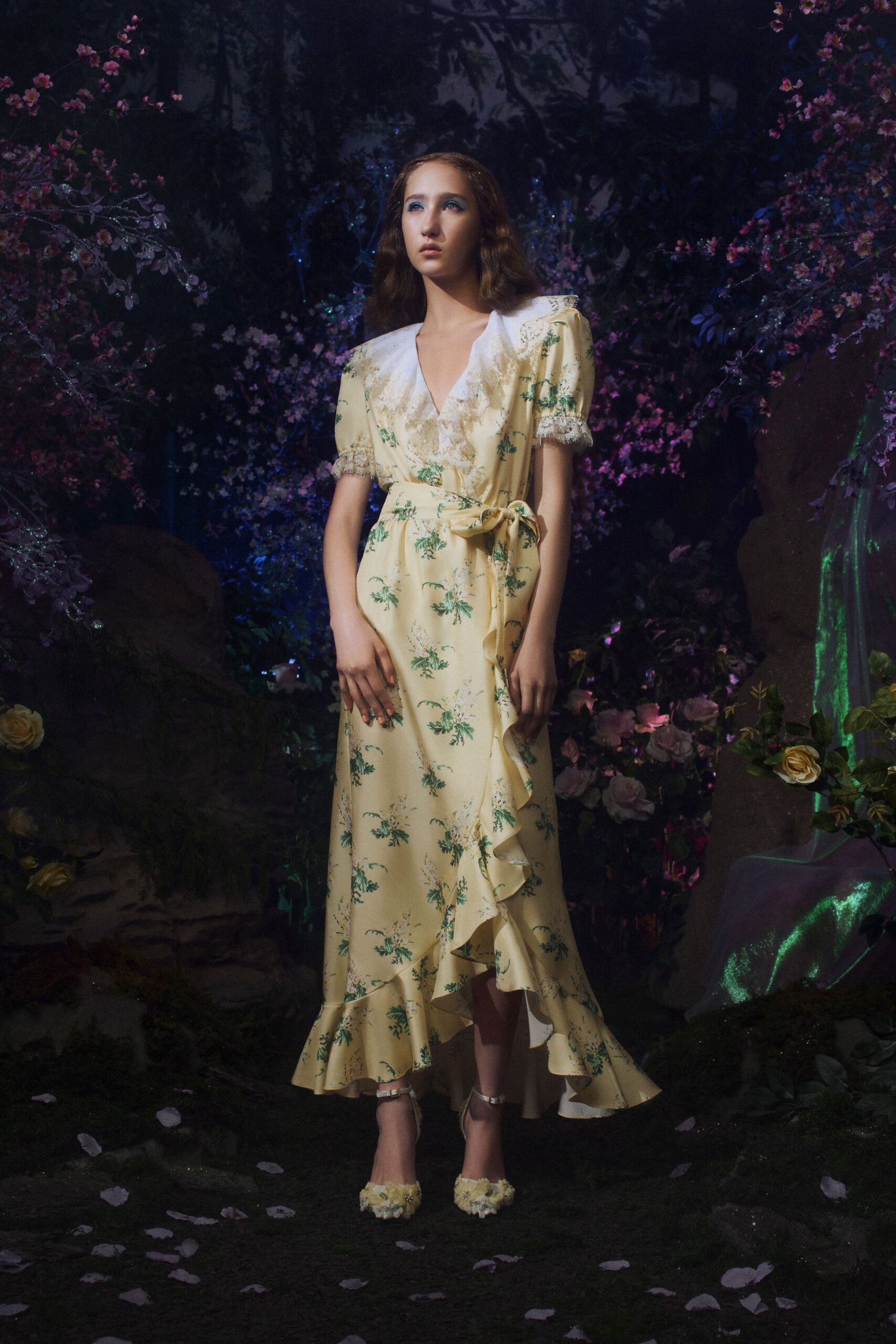 yellow silk short-sleeve v-neck fitted floral ruffled dress