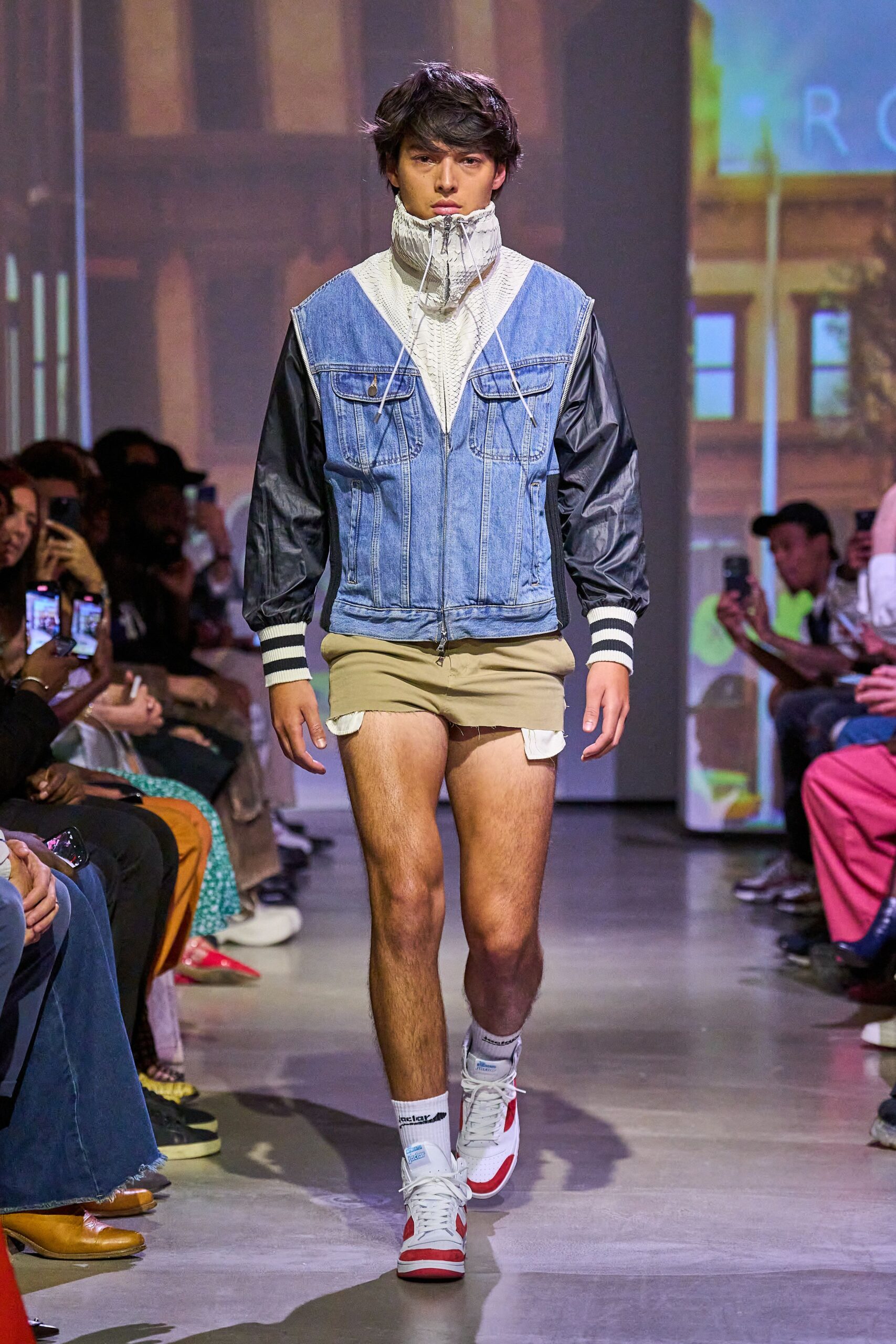 blue denim long-sleeve collared relaxed zippered jacket