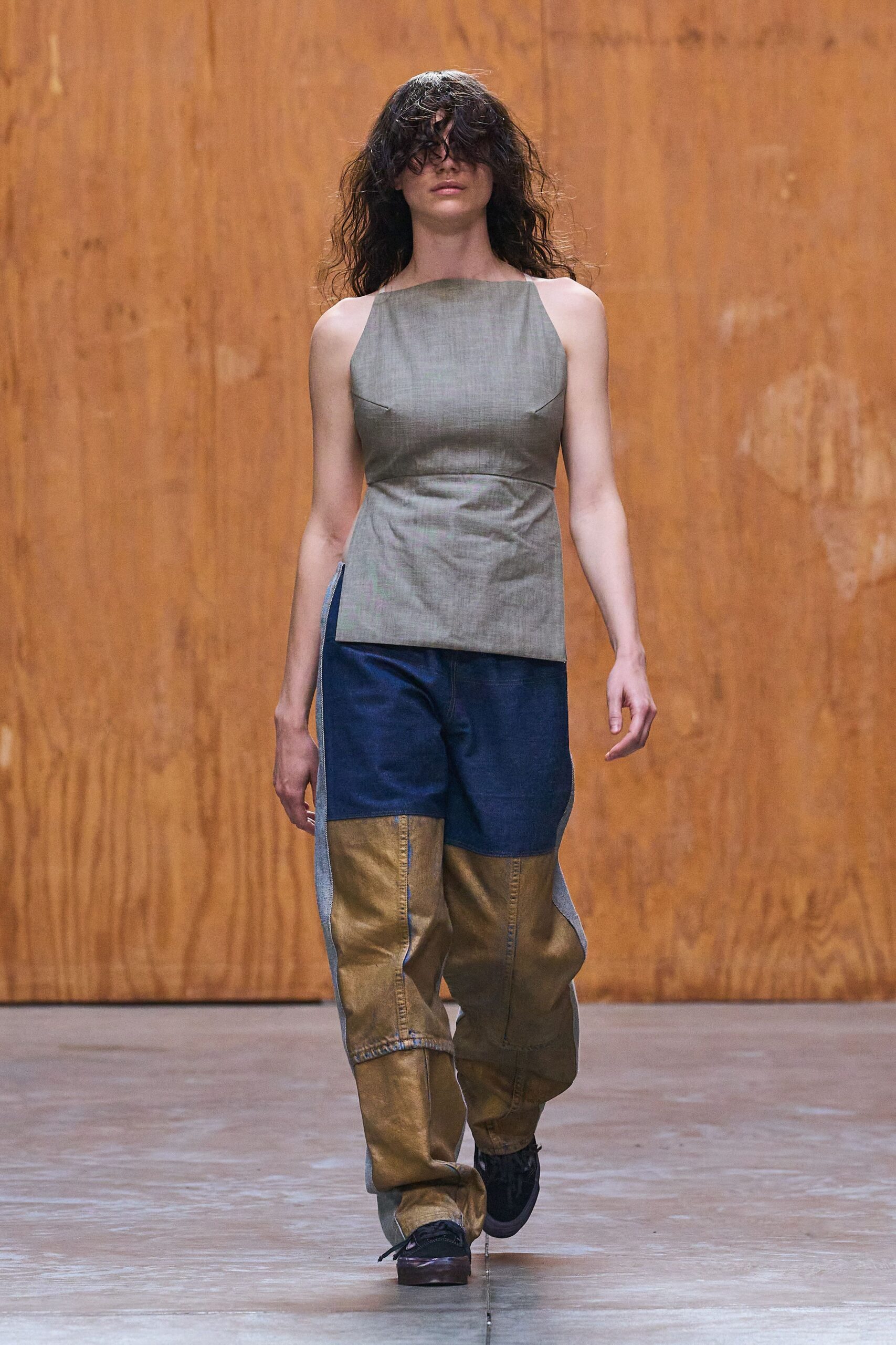 gray cotton sleeveless high-neck fitted structured top
