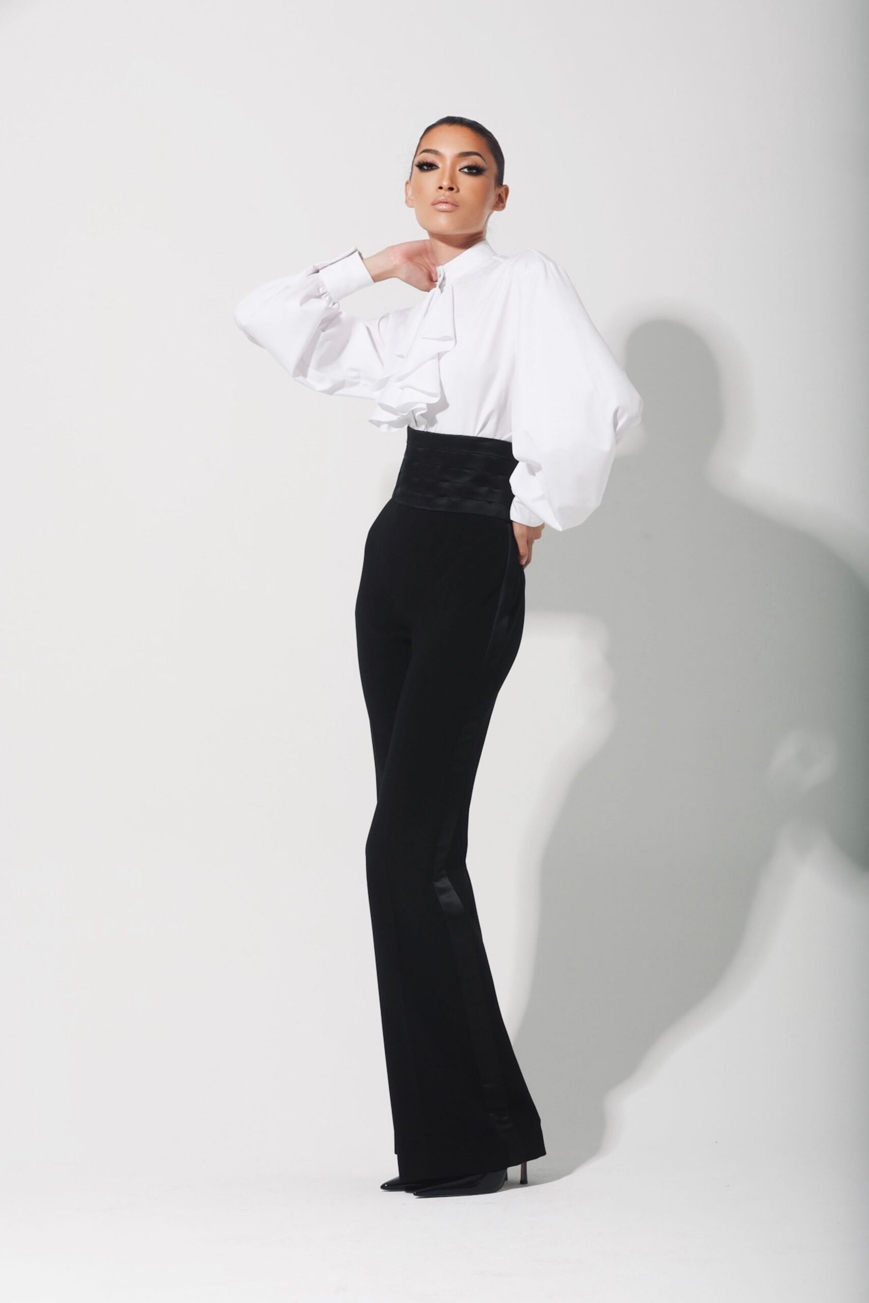black cotton fitted high-waisted flared pants