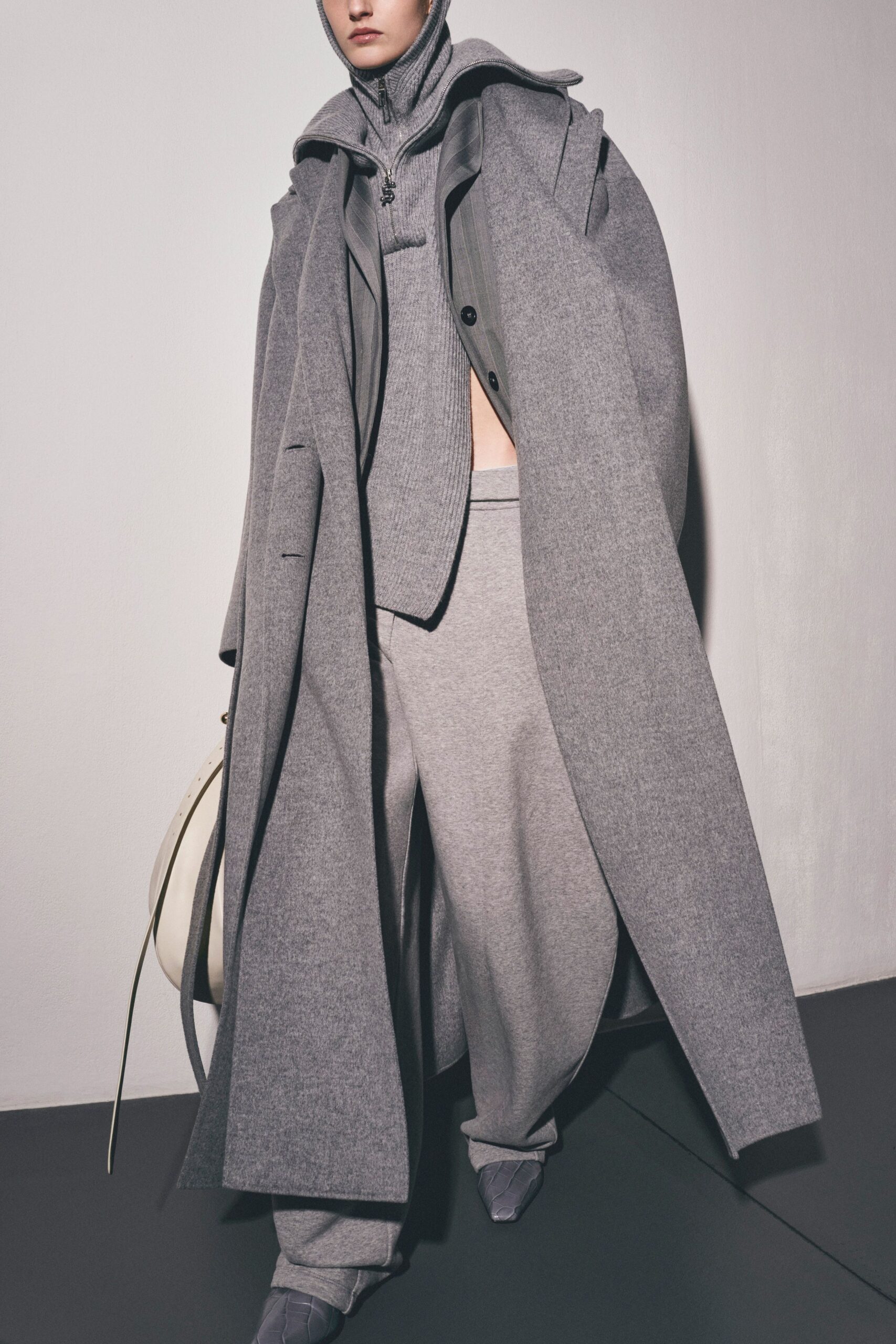 gray wool long-sleeve collared oversized buttoned maxi coat
