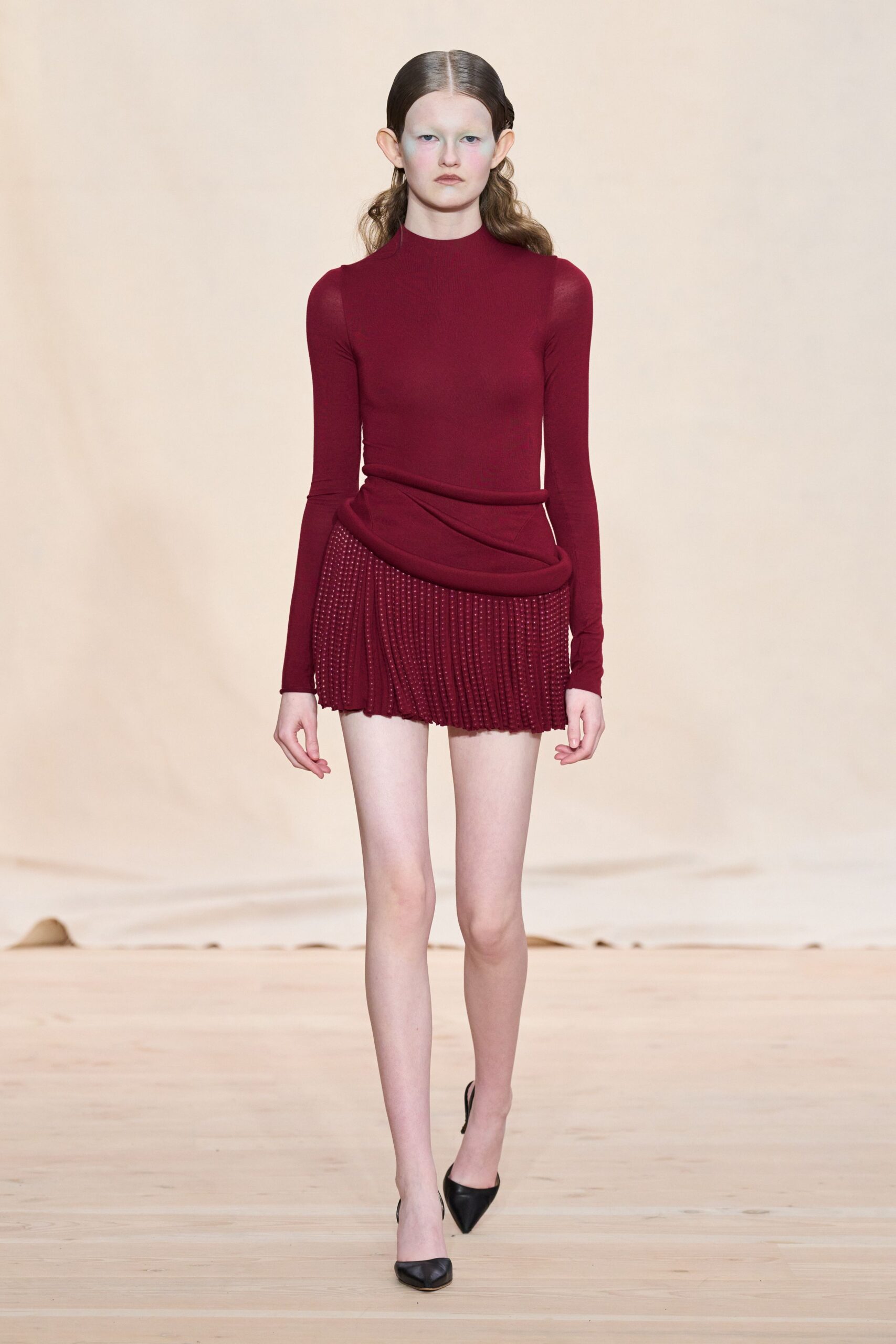red knit long-sleeve turtleneck fitted ruched top