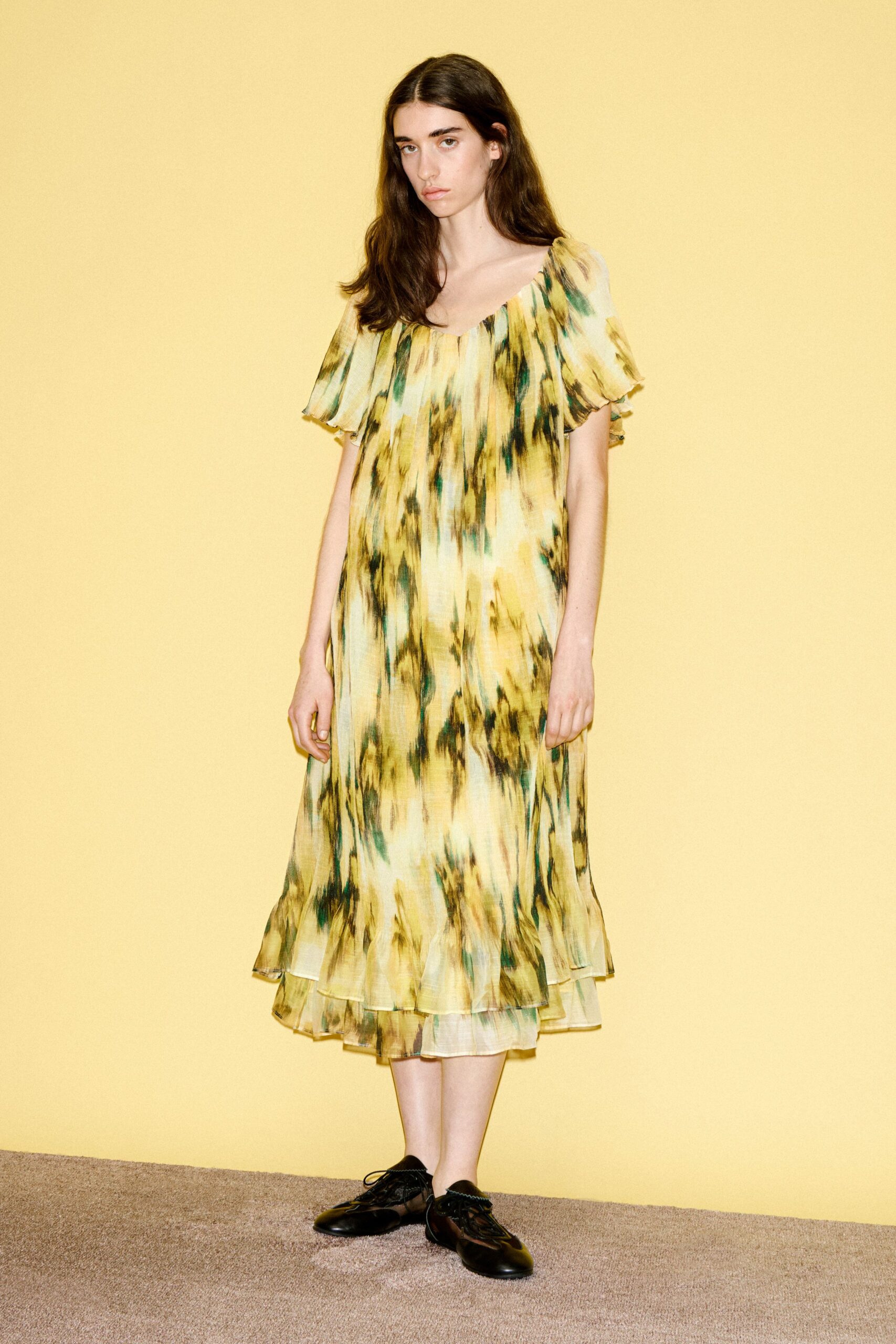 yellow silk short-sleeve v-neck relaxed pleated tiered dress