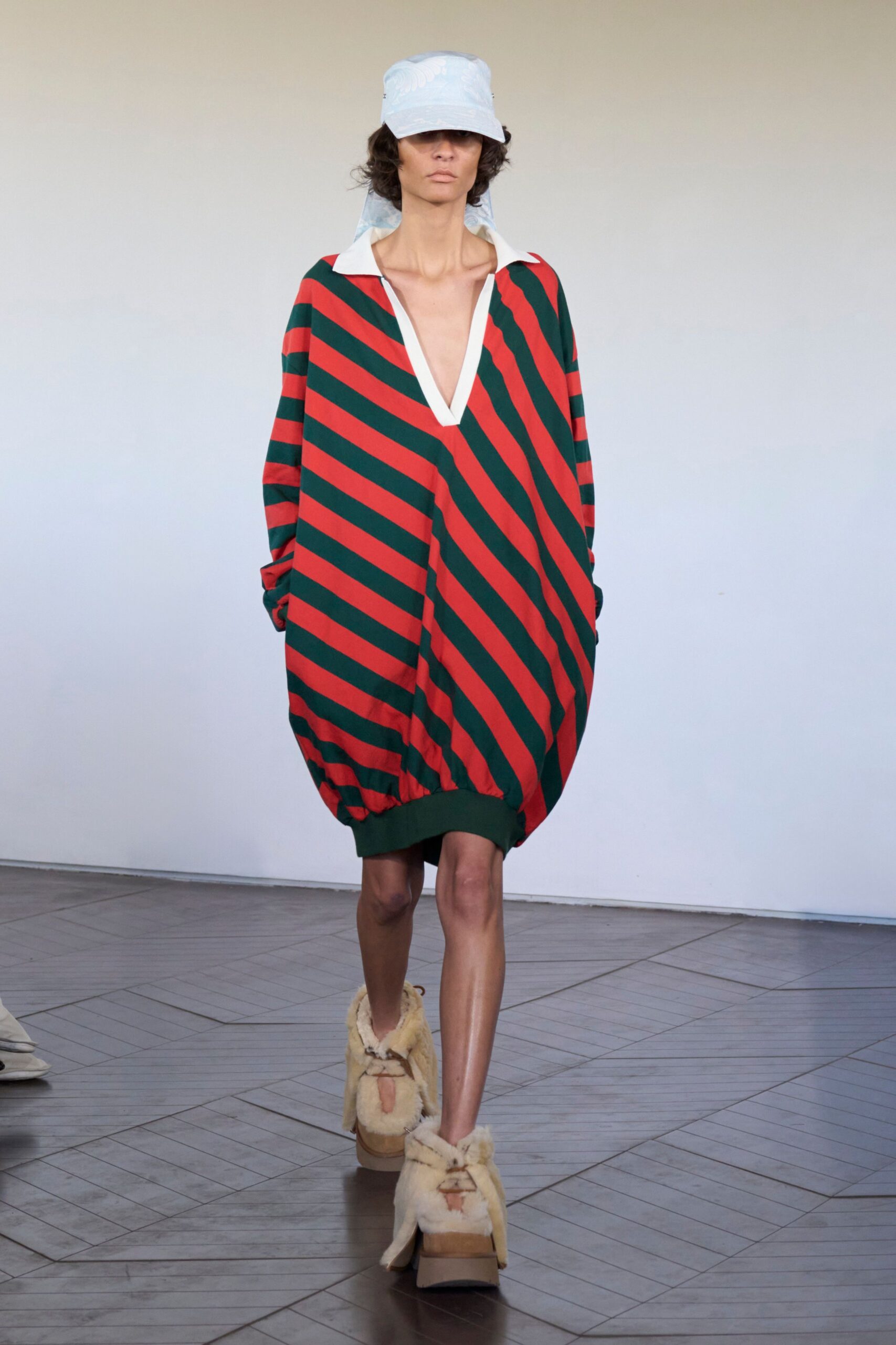 red cotton long-sleeve v-neck relaxed striped short dress