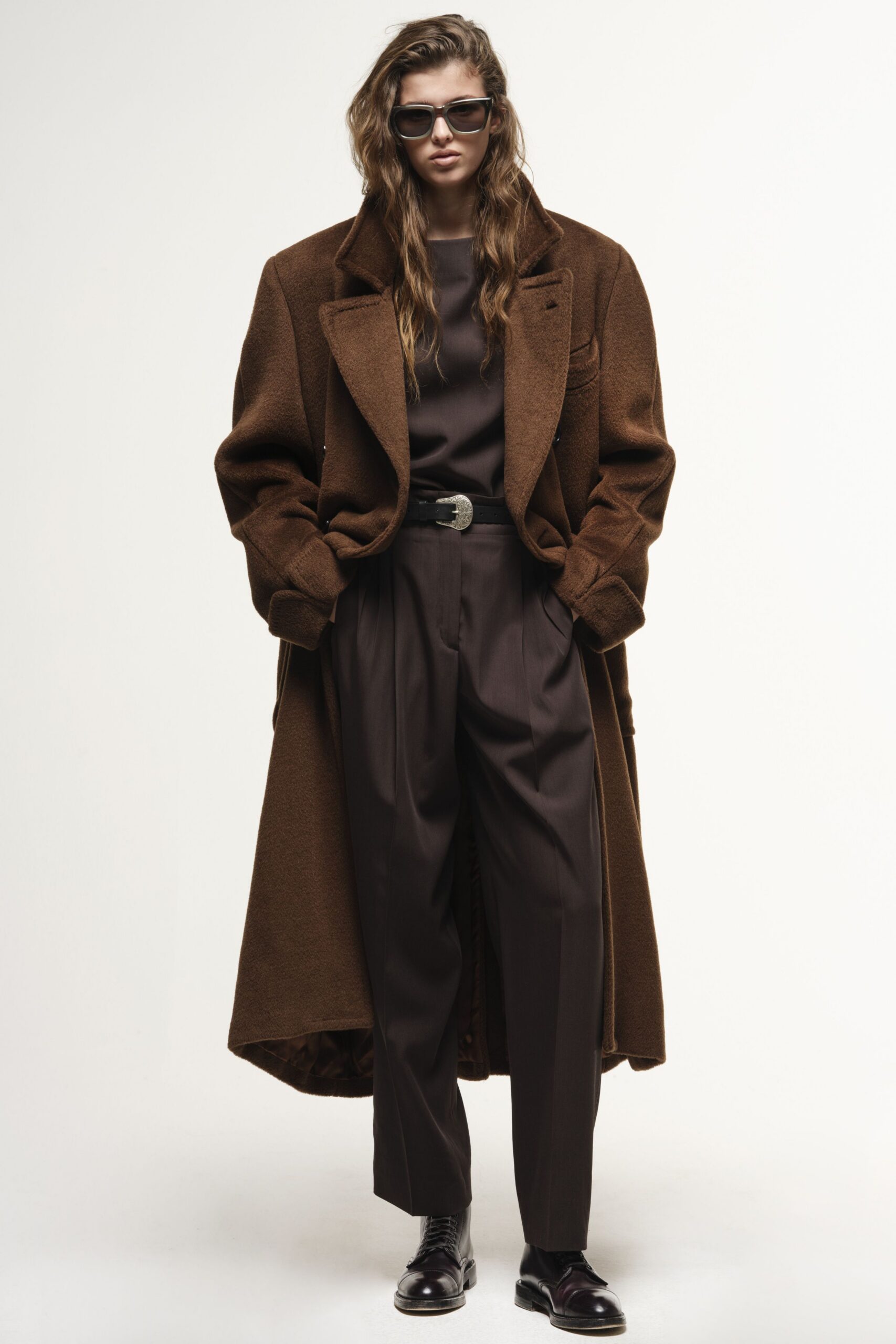 brown wool long-sleeve collared relaxed buttoned maxi coat