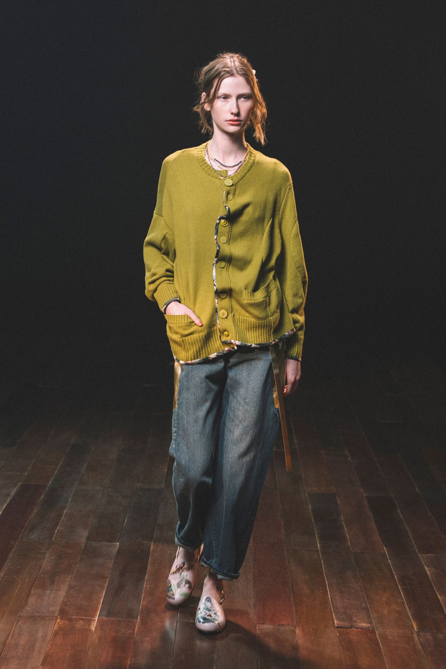 green cotton long-sleeve collared oversized buttoned cardigan