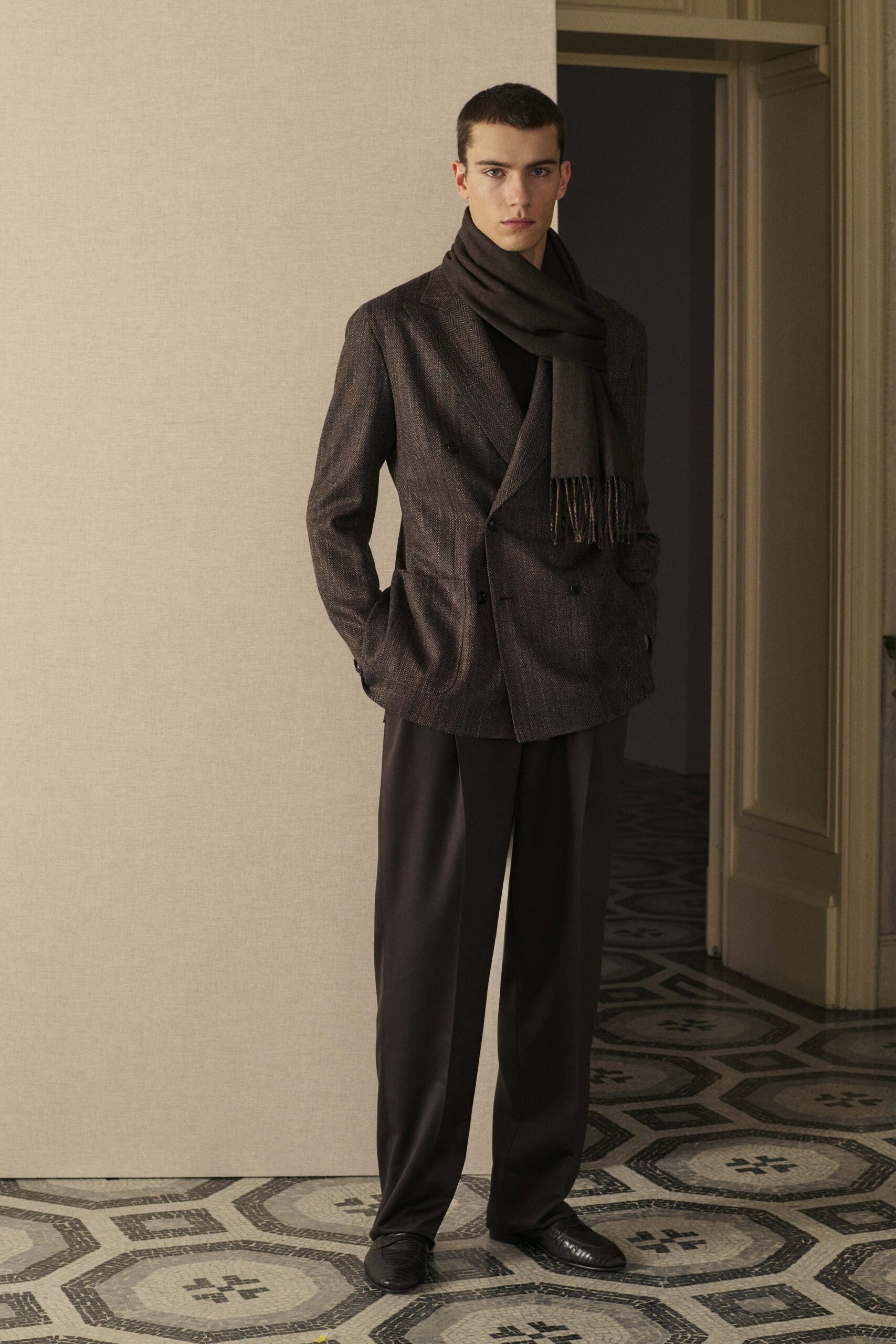 brown wool long-sleeve collared tailored buttoned blazer