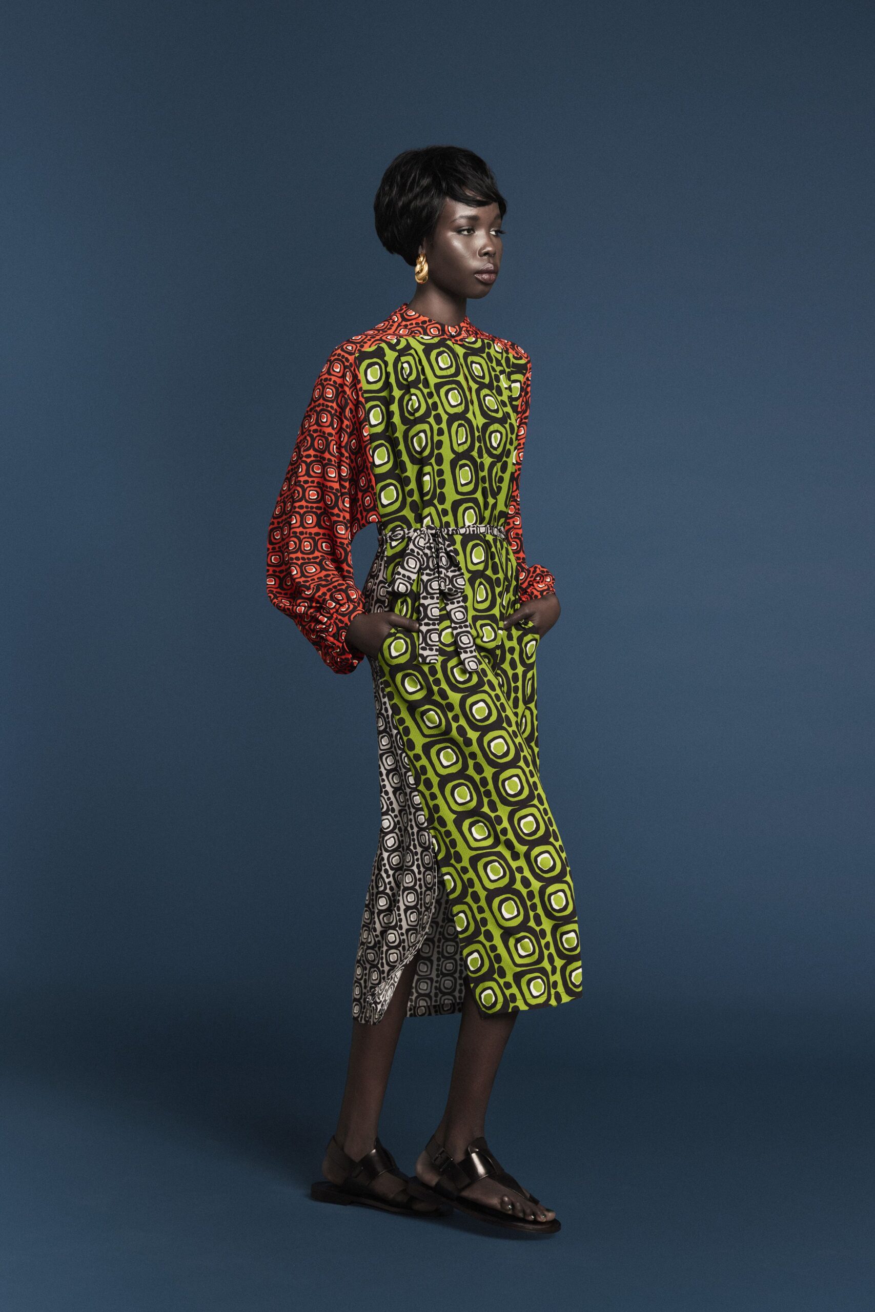 printed midi dress with black shoes