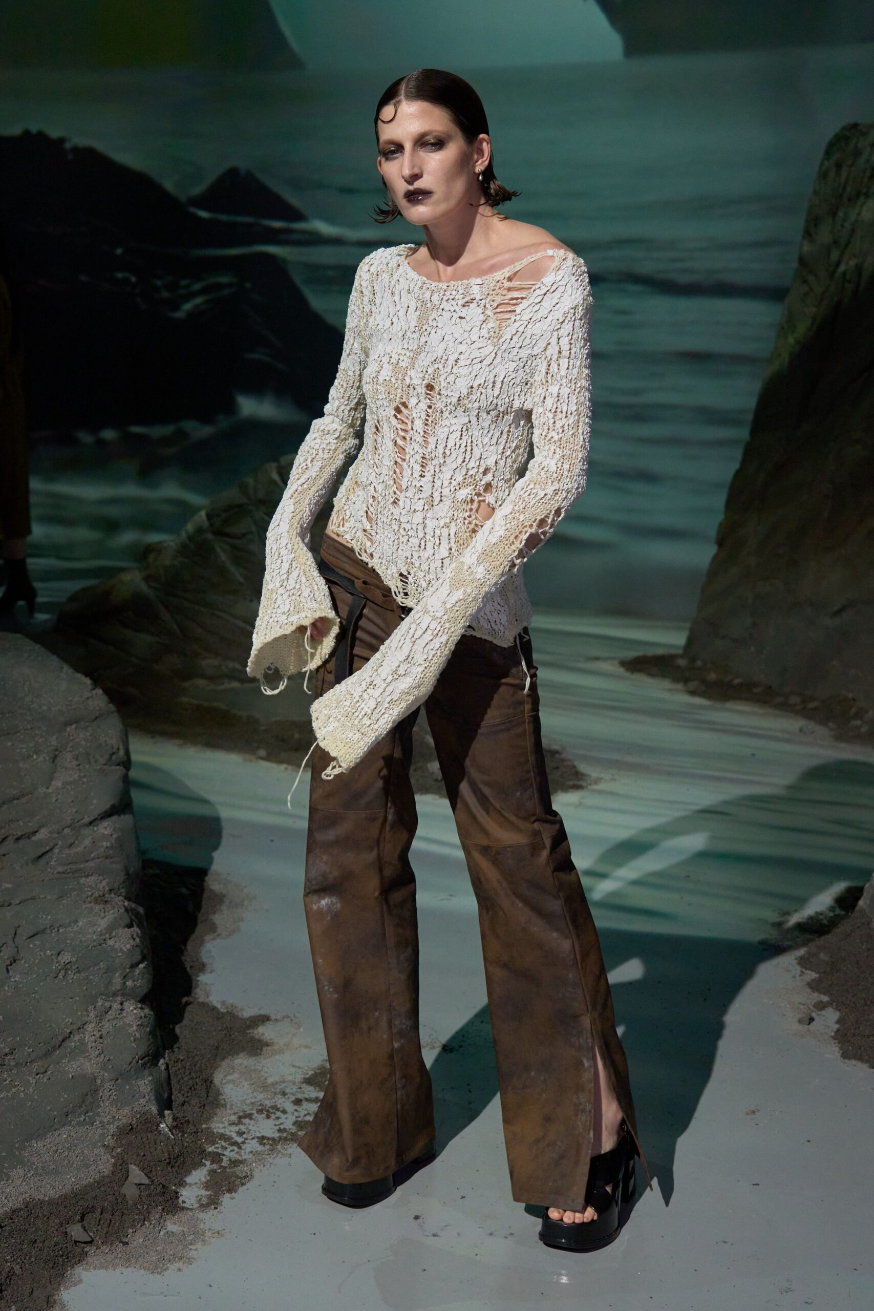 brown denim long-sleeve fitted flared pants