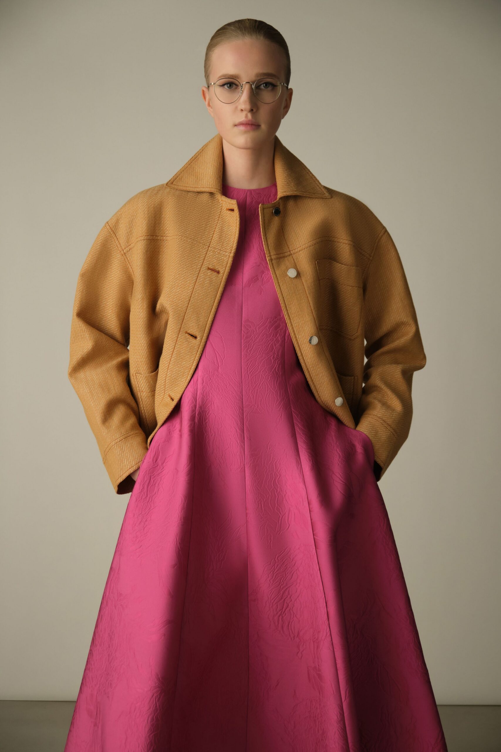 brown cotton long-sleeve collared oversized buttoned jacket