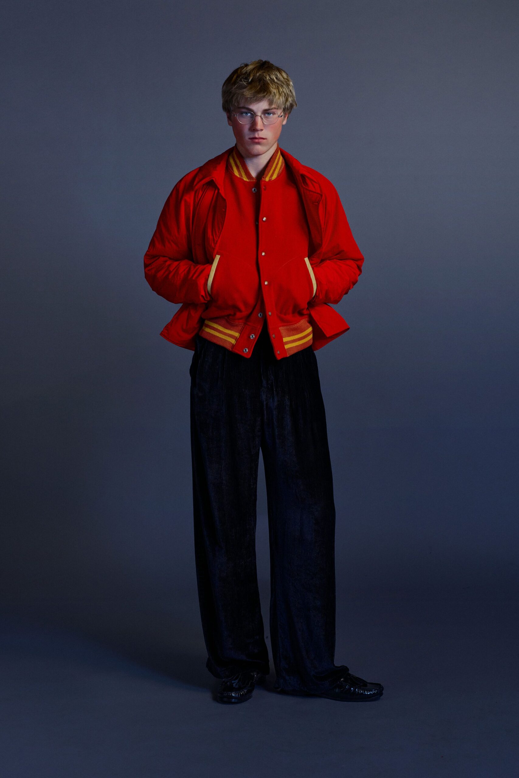 red cotton long-sleeve collared relaxed buttoned jacket