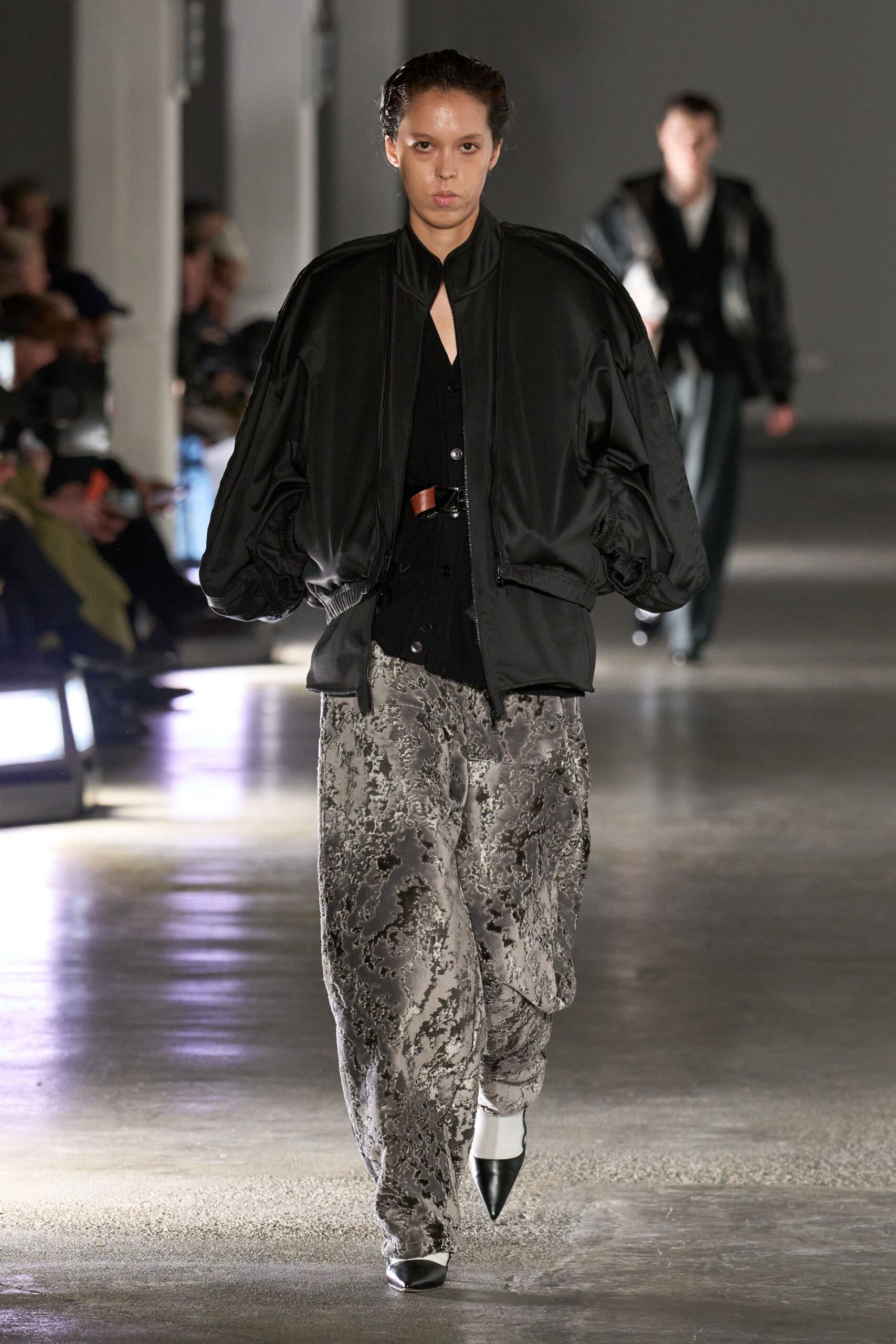 oversized black jacket with printed pants