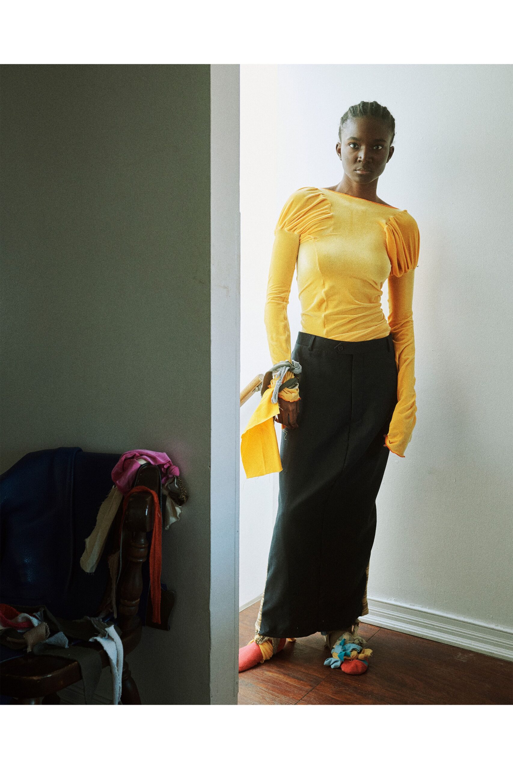 yellow cotton long-sleeve scoop-neck fitted pleated top