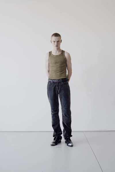 green cotton sleeveless collared fitted tank-top