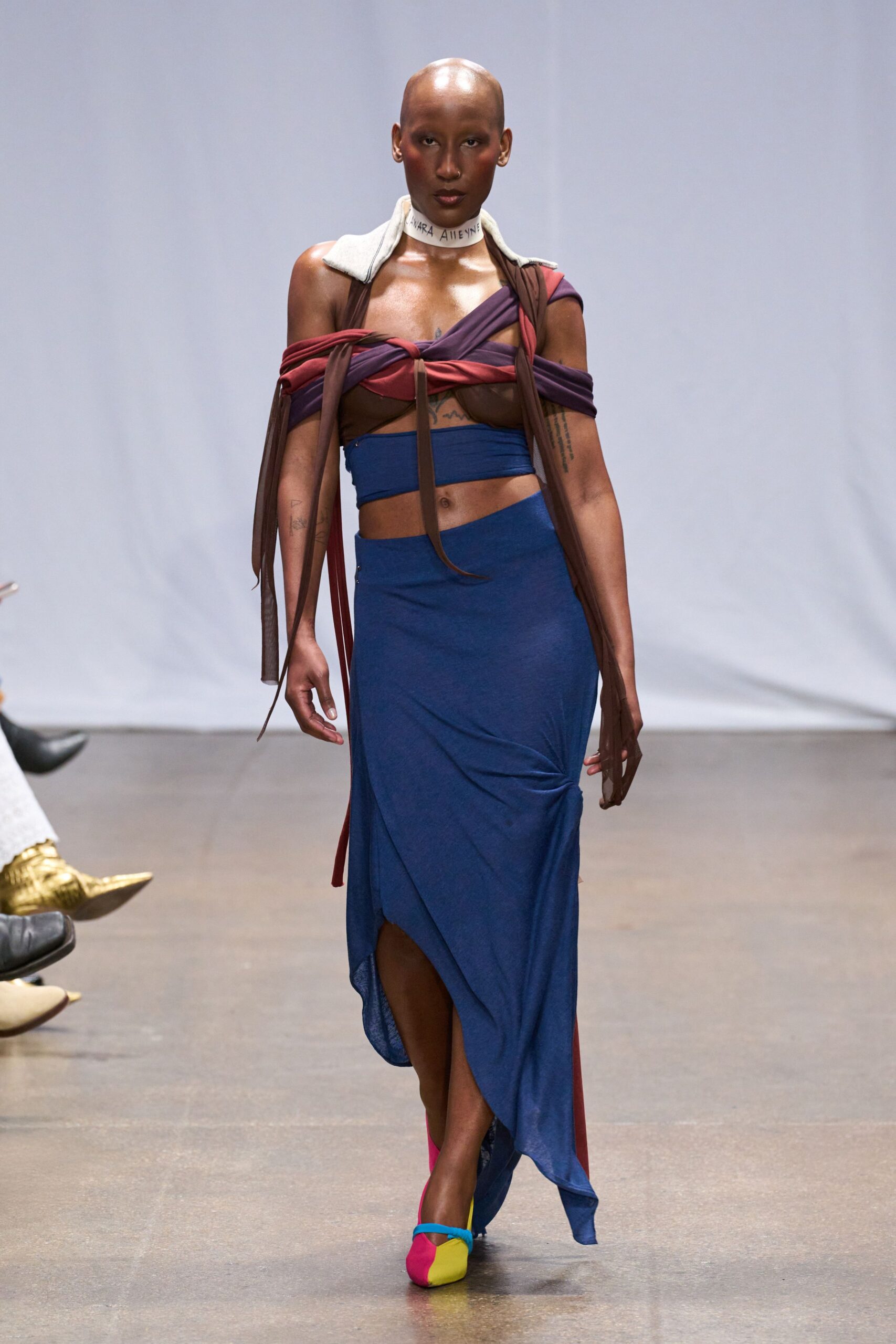 blue cotton slit fitted high-waisted straight-leg midi skirt