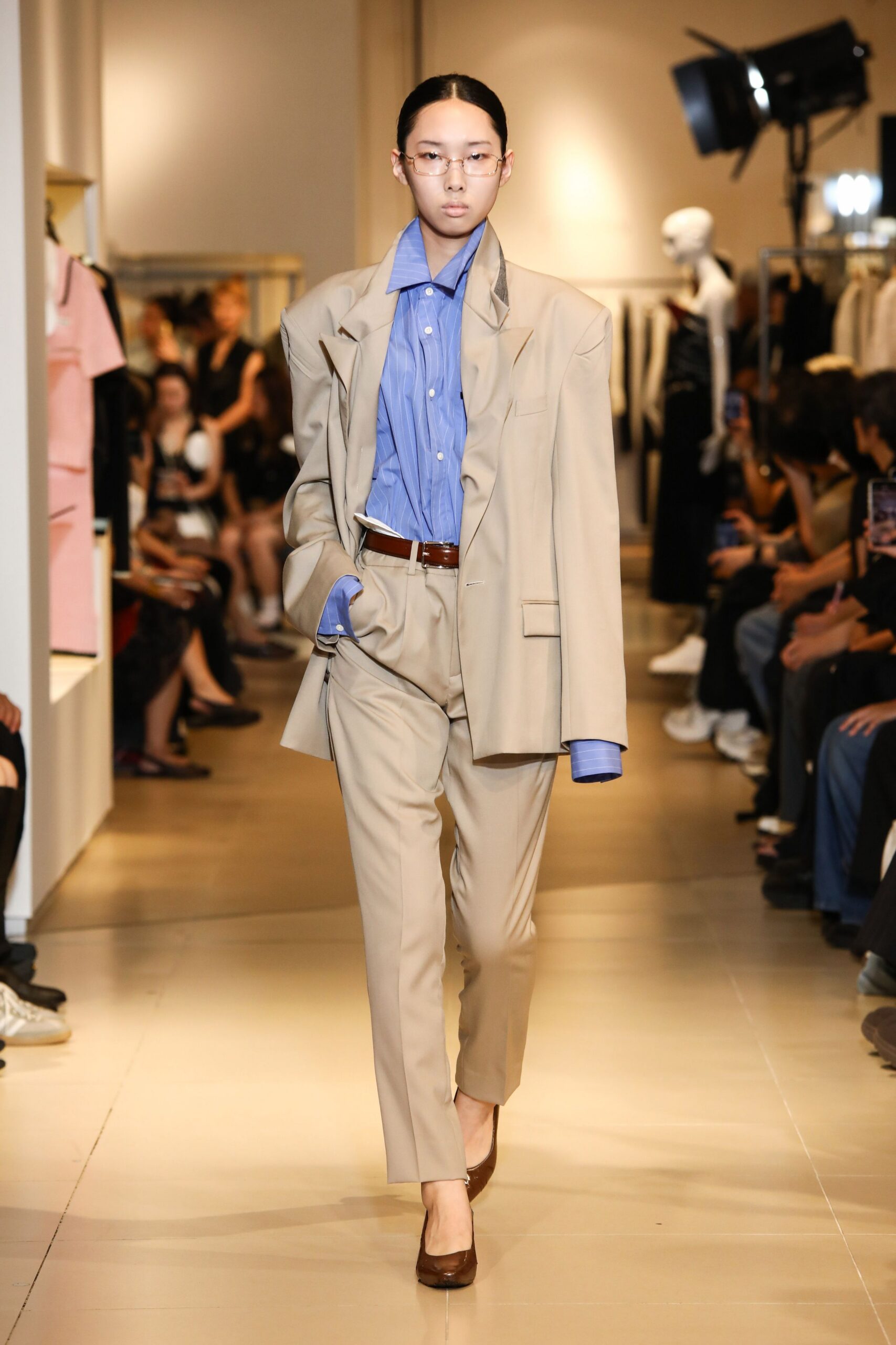 beige long-sleeve collared oversized buttoned blazer