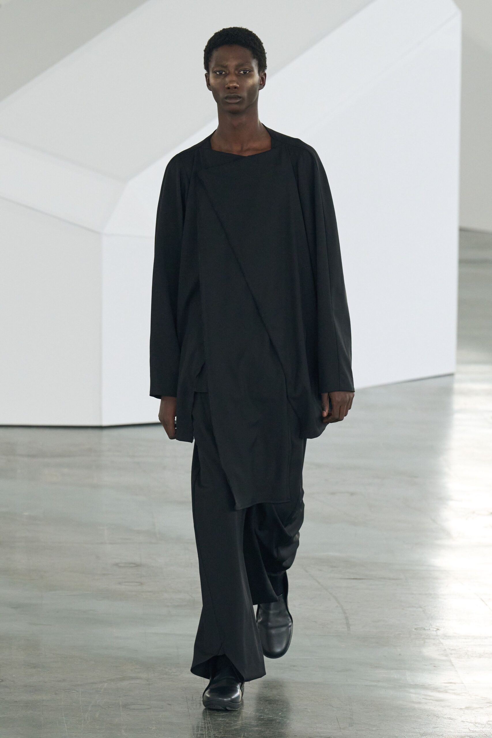 black relaxed top and pants