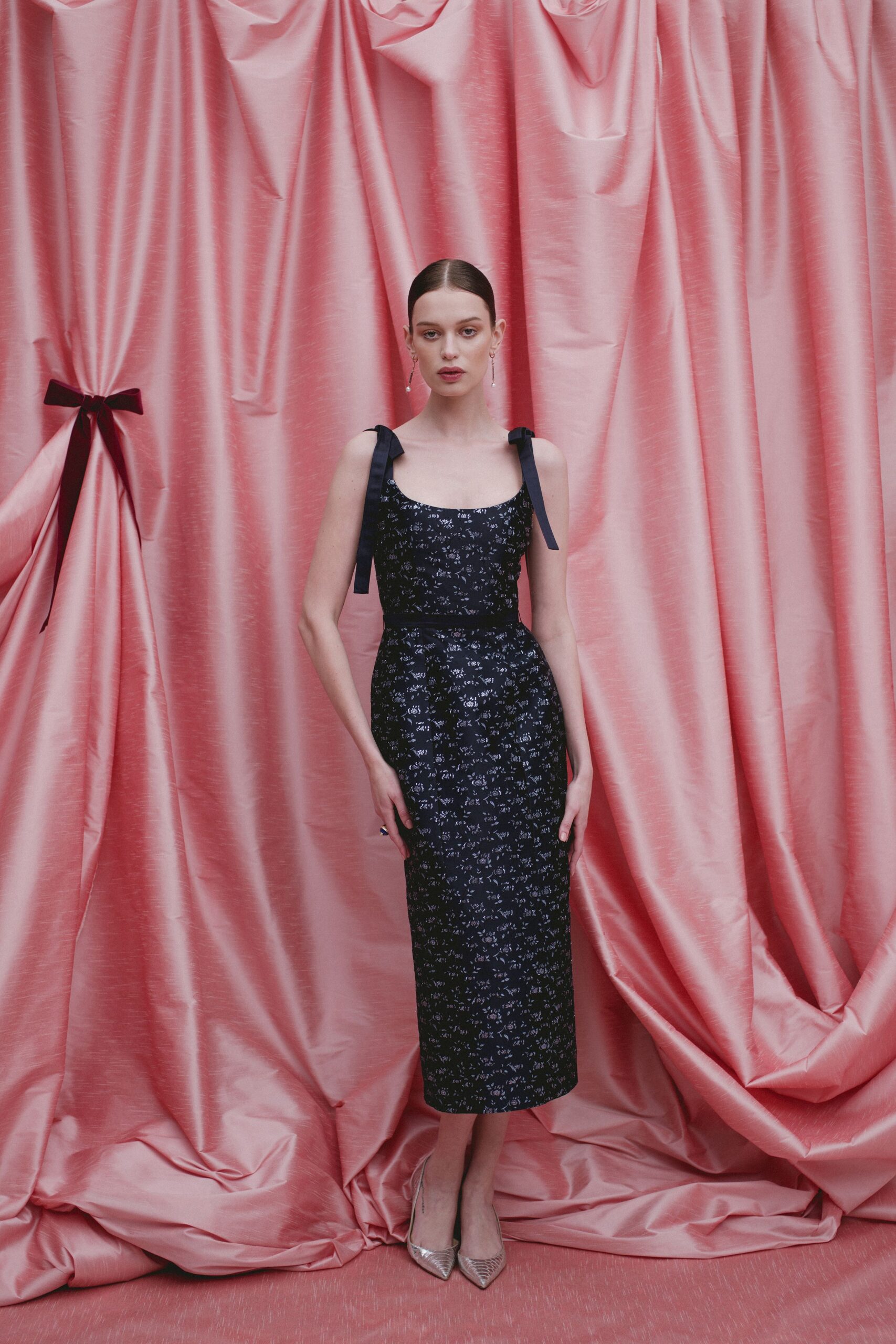 black and blue printed midi dress