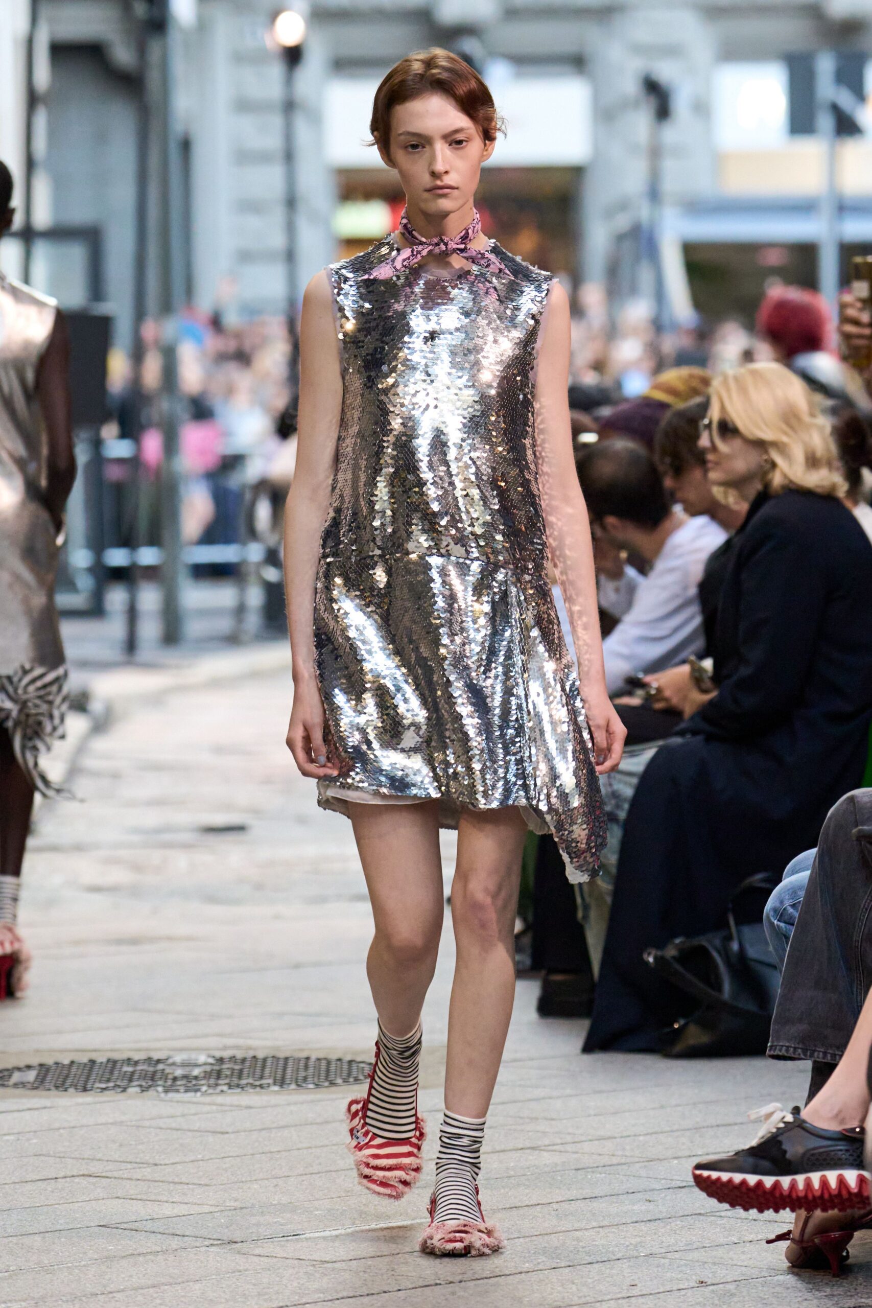 gray sequin sleeveless collared fitted straight-leg shiny dress