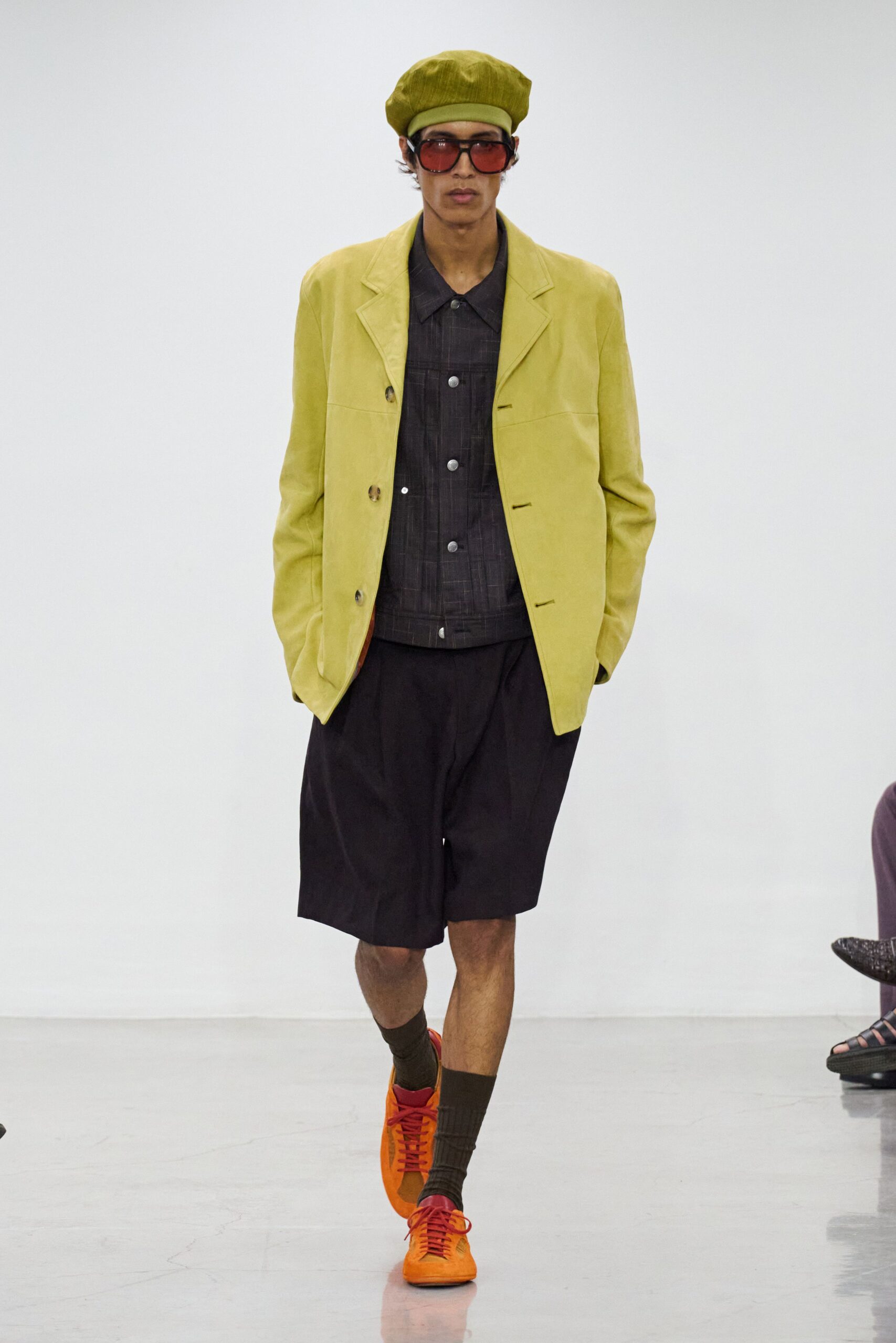 yellow cotton long-sleeve collared structured blazer