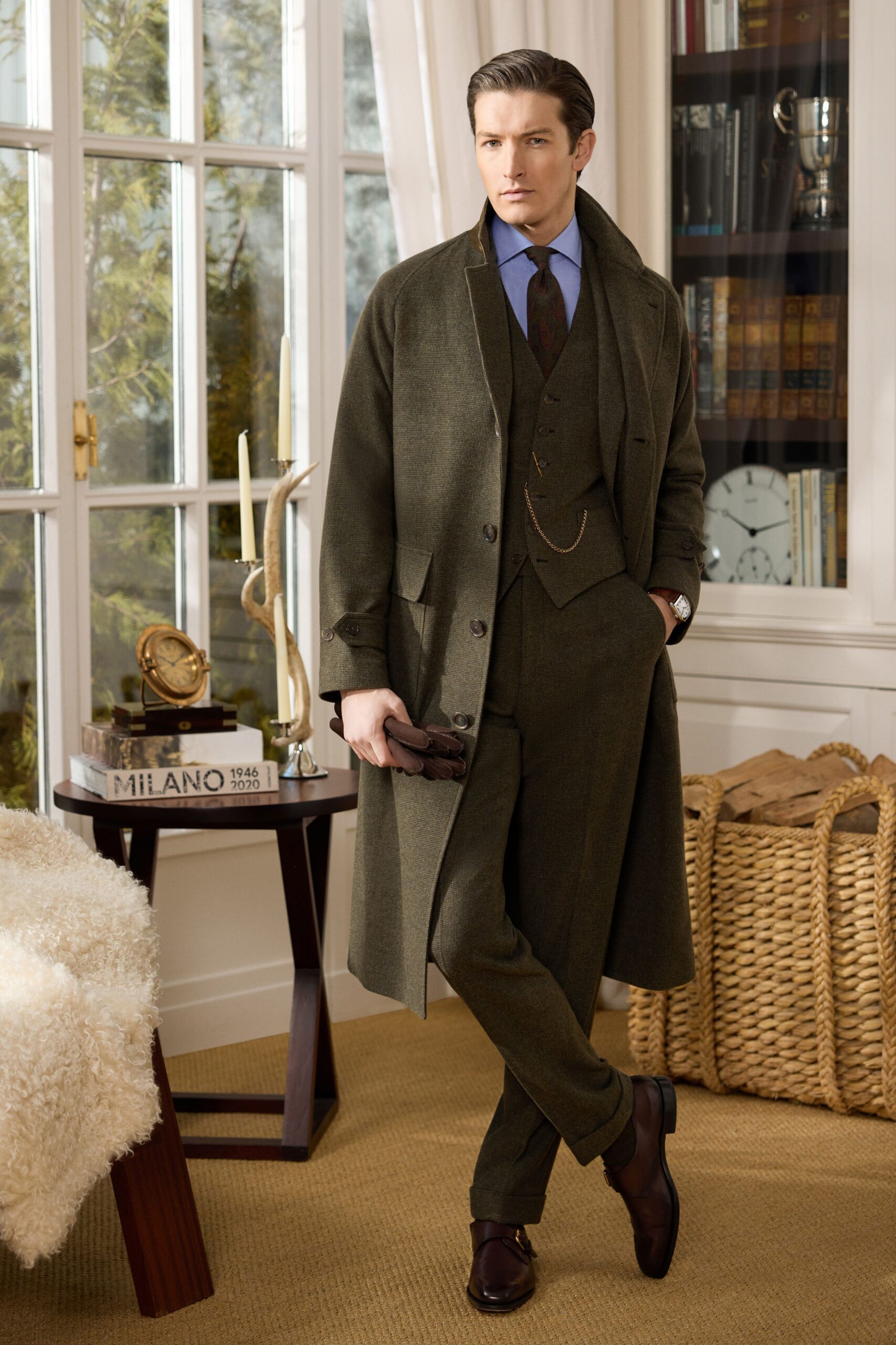 green wool long-sleeve collared tailored buttoned coat
