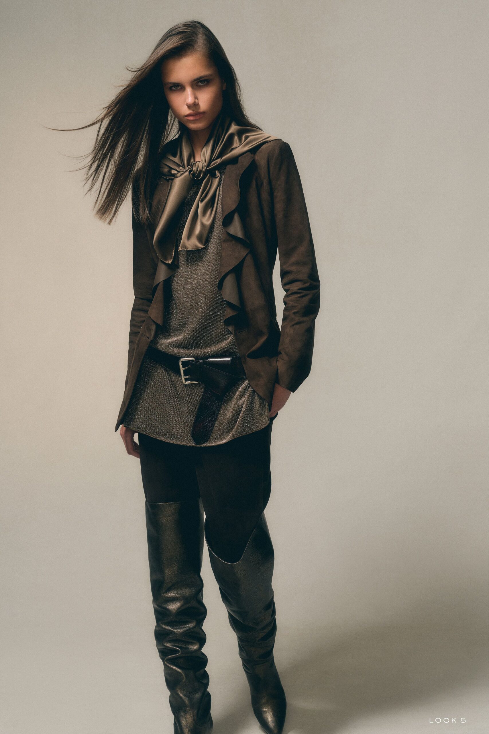 brown suede long-sleeve collared fitted ruffled jacket