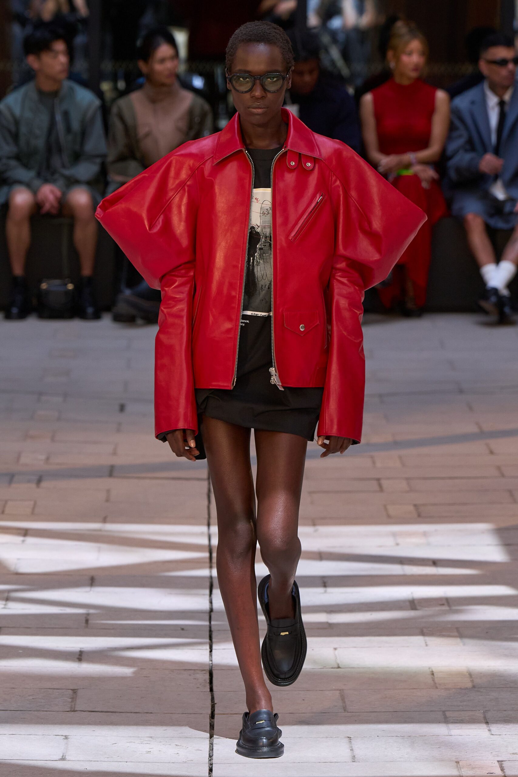 red leather long-sleeve fitted structured jacket