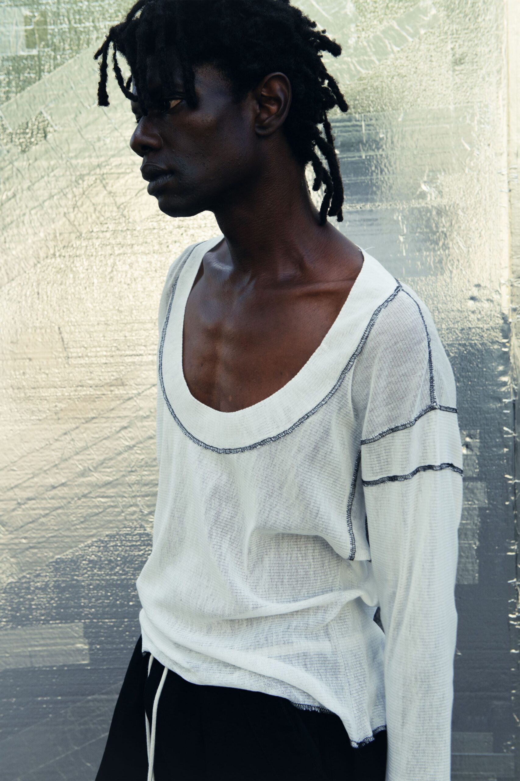 white cotton long-sleeve v-neck relaxed layered top