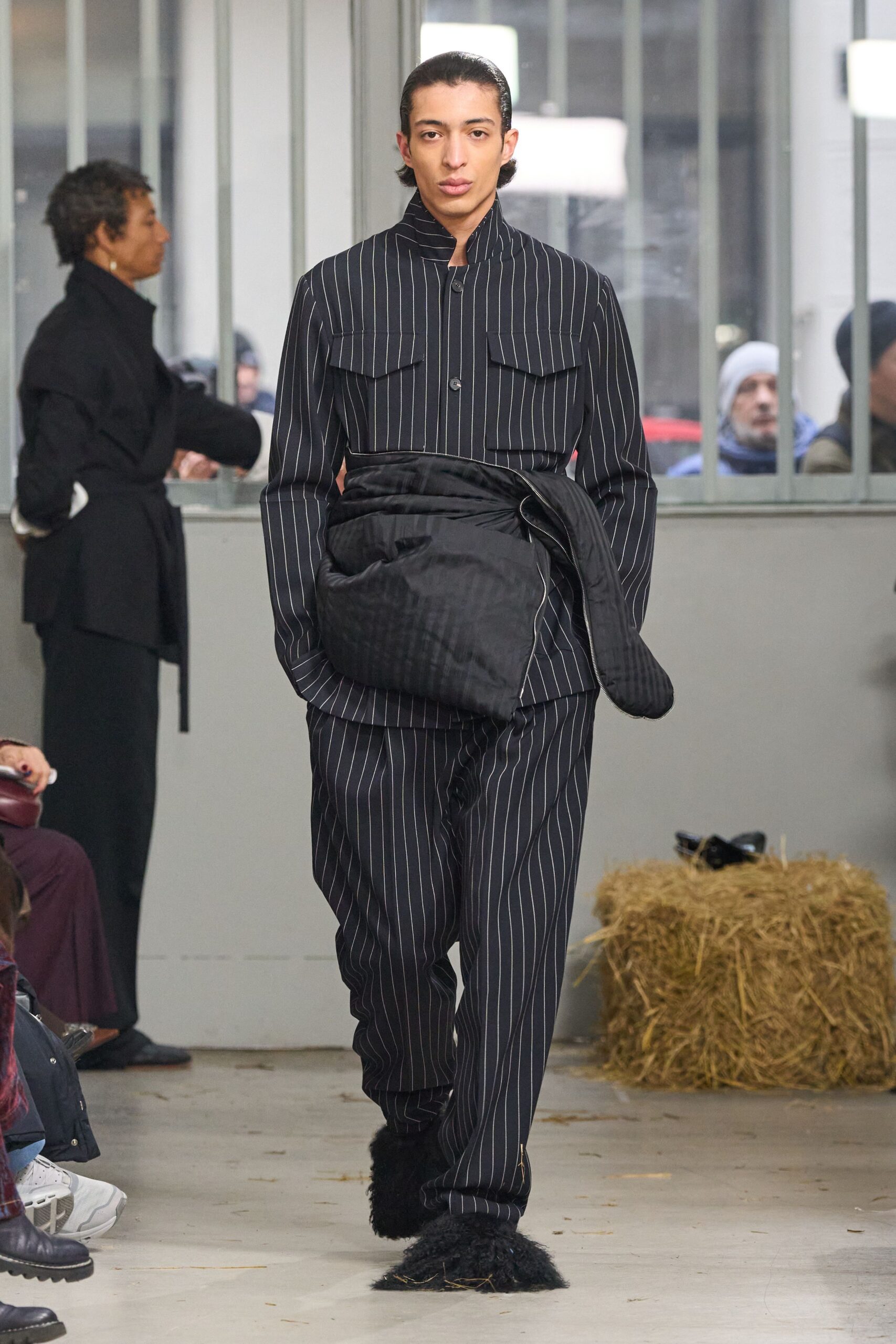 black cotton long-sleeve collared relaxed striped jacket