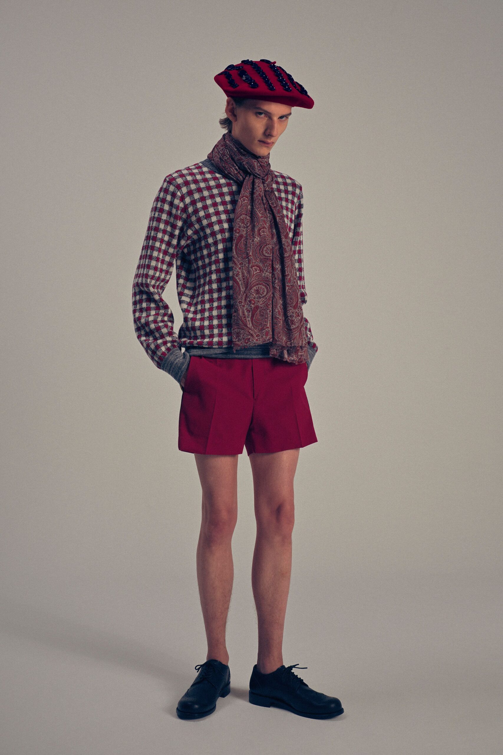 red cotton fitted short shorts