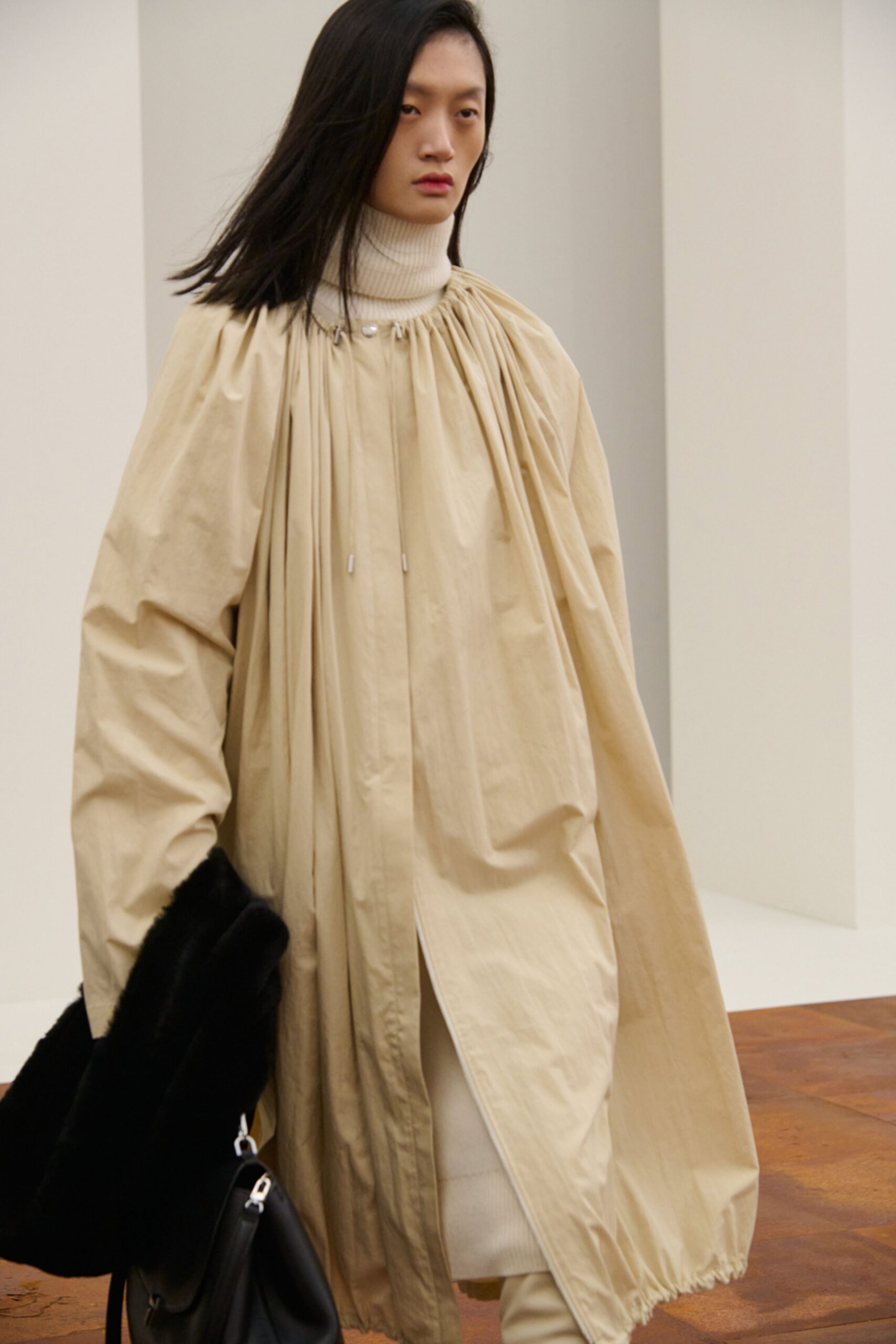 beige cotton long-sleeve collared relaxed pleated cape