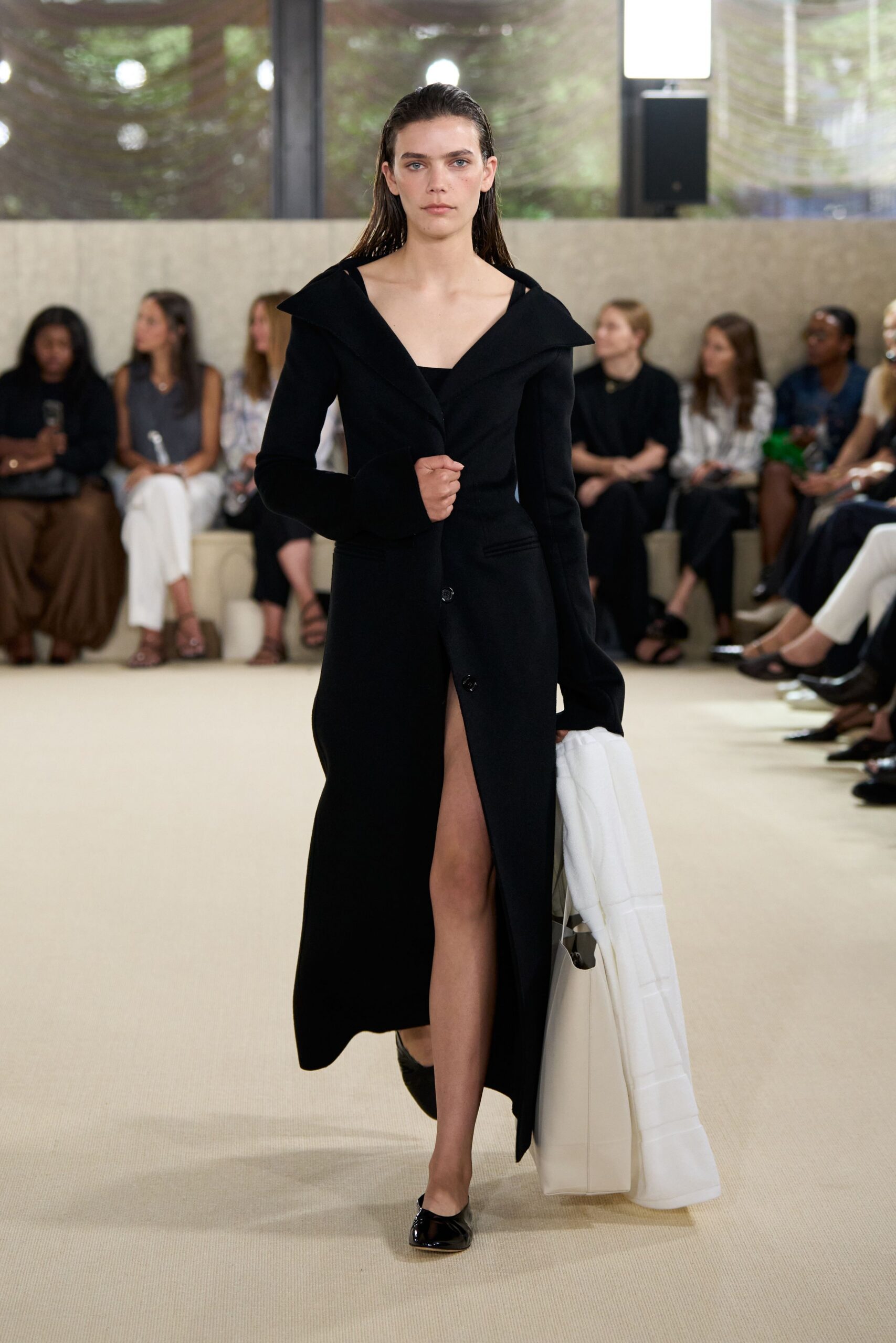 black wool long-sleeve collared fitted buttoned maxi coat
