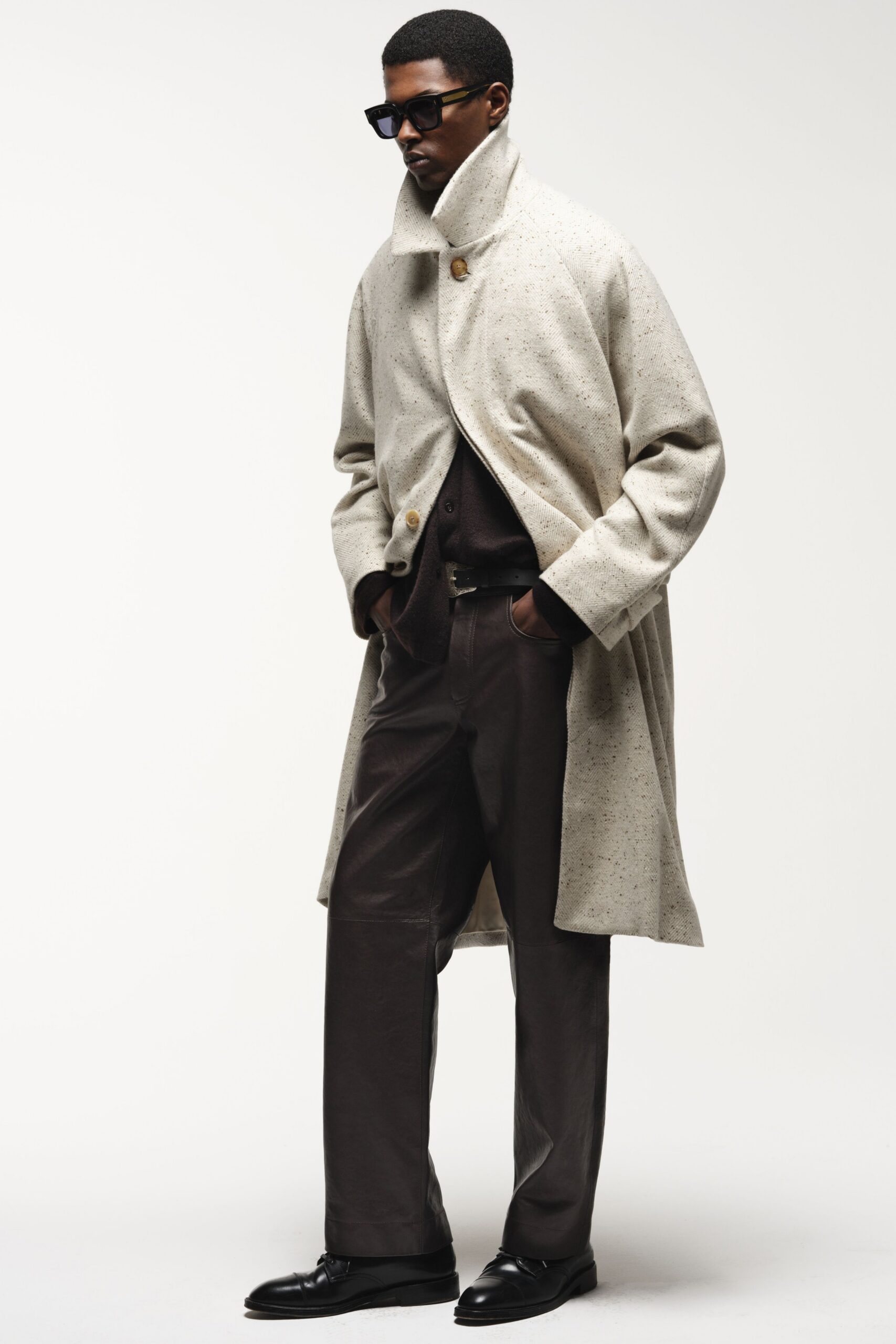 beige wool long-sleeve collared relaxed buttoned coat