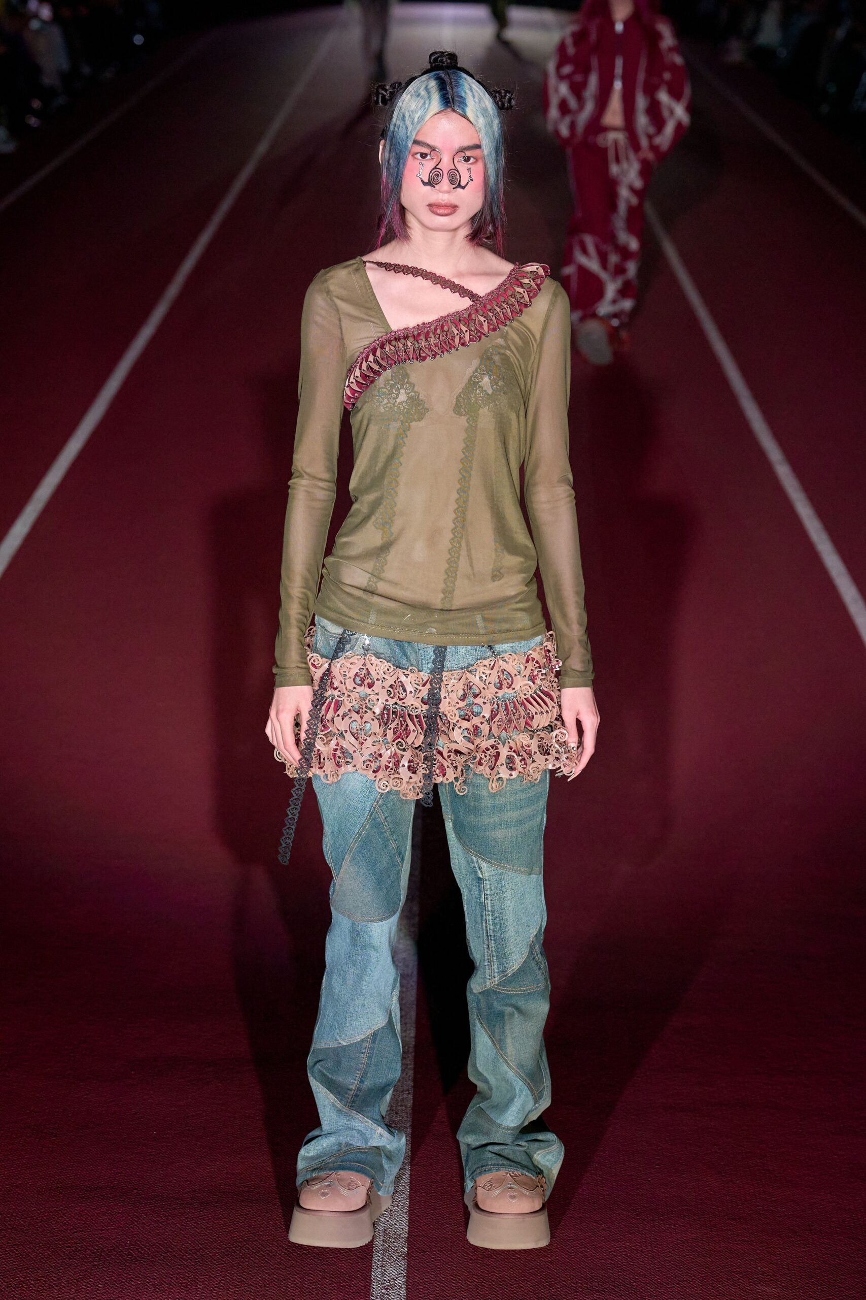 green cotton long-sleeve asymmetric fitted layered top