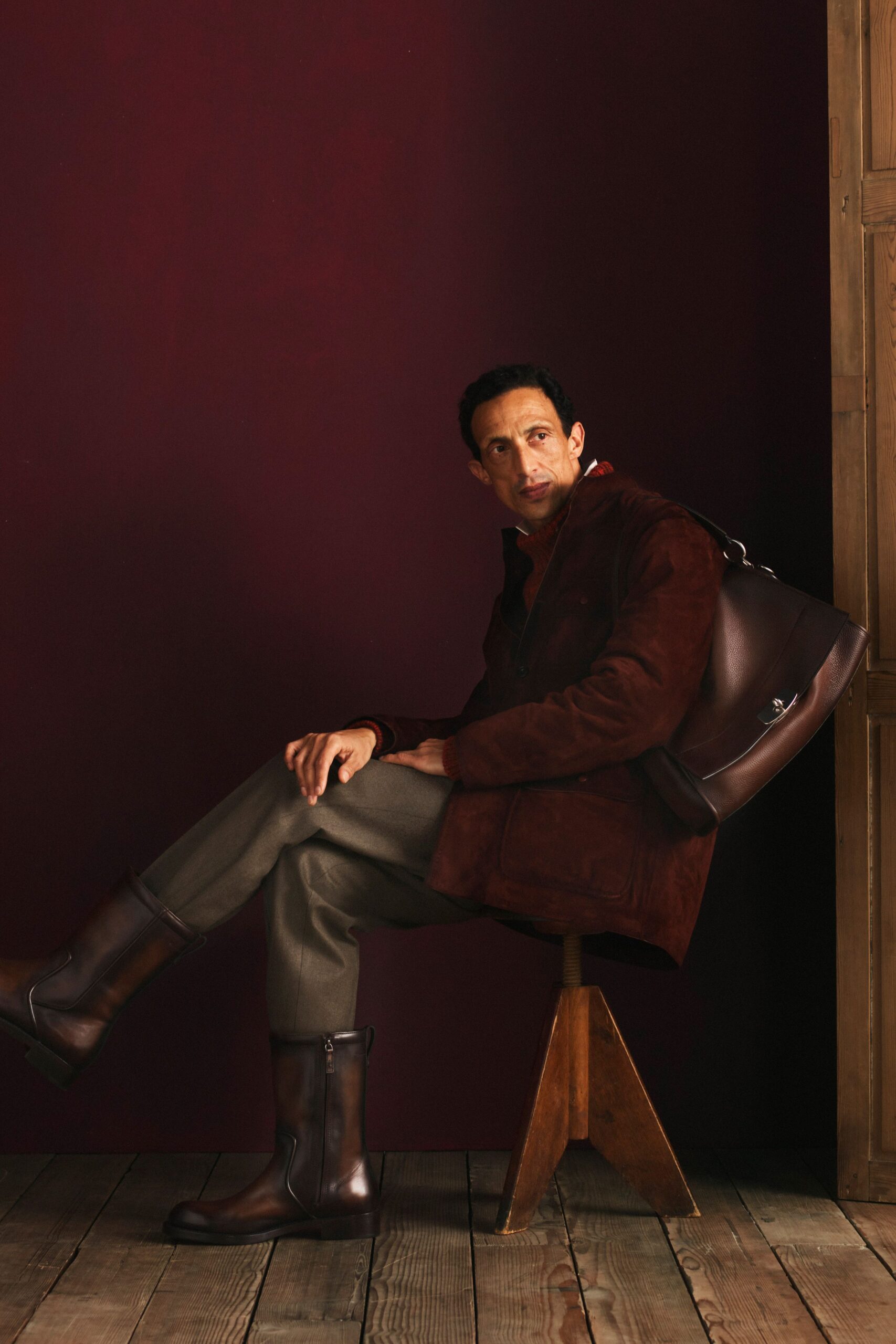 brown suede long-sleeve collared relaxed coat