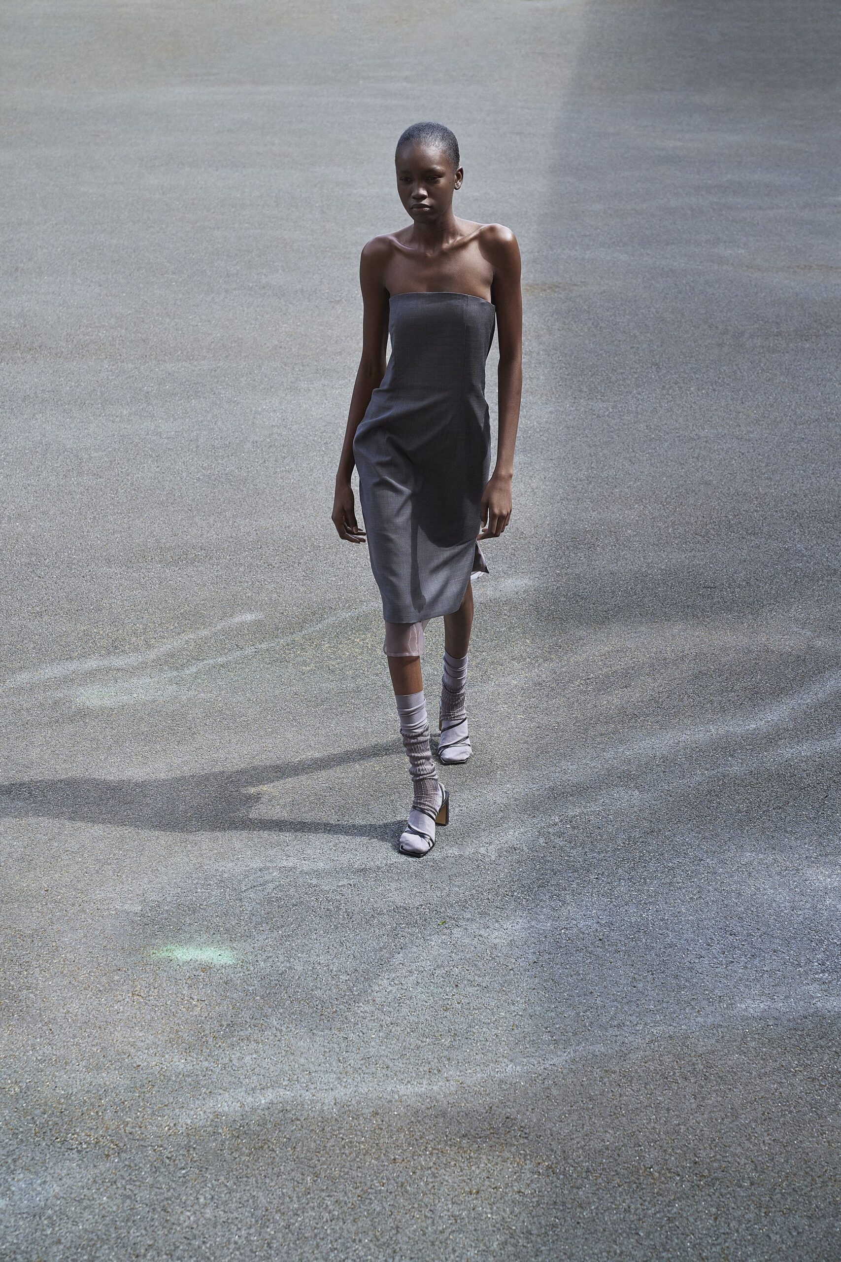 gray cotton strapless fitted straight-leg midi dress