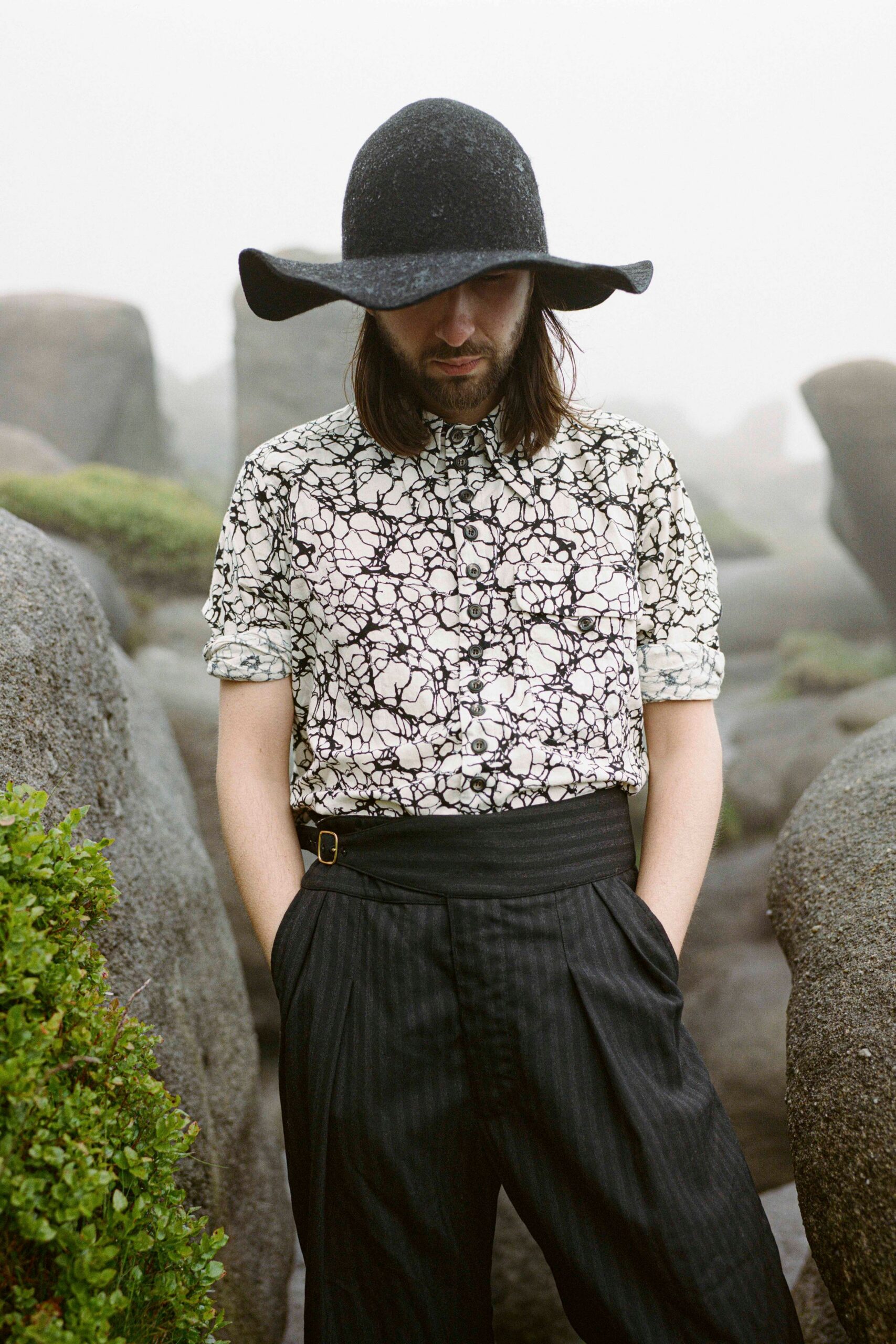 relaxed printed shirt tailored pants