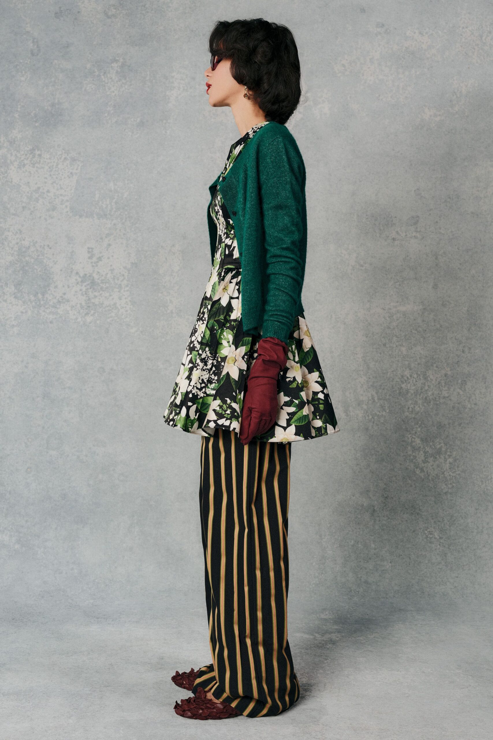 green wool long-sleeve collared relaxed cardigan
