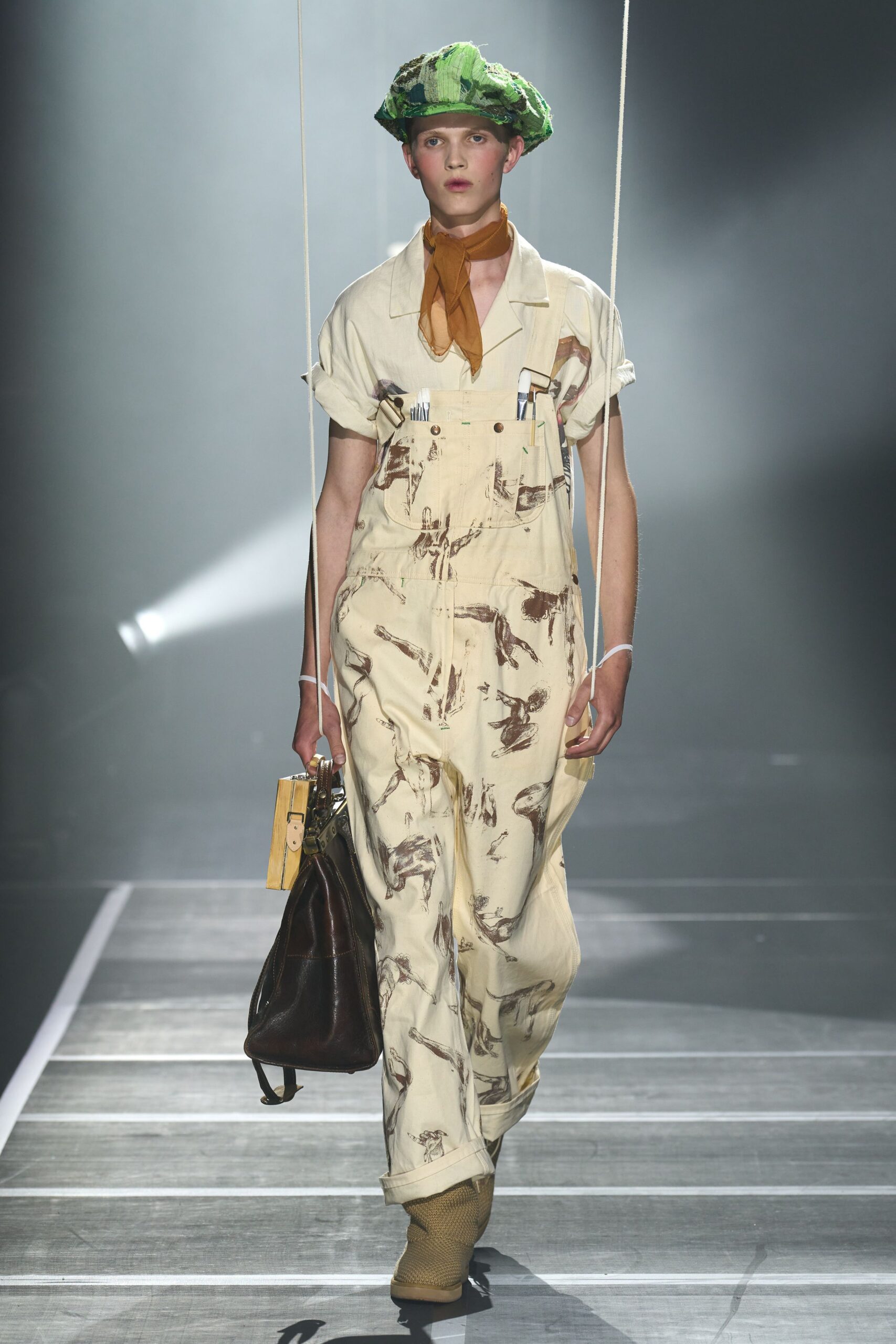 beige cotton short-sleeve relaxed printed overalls
