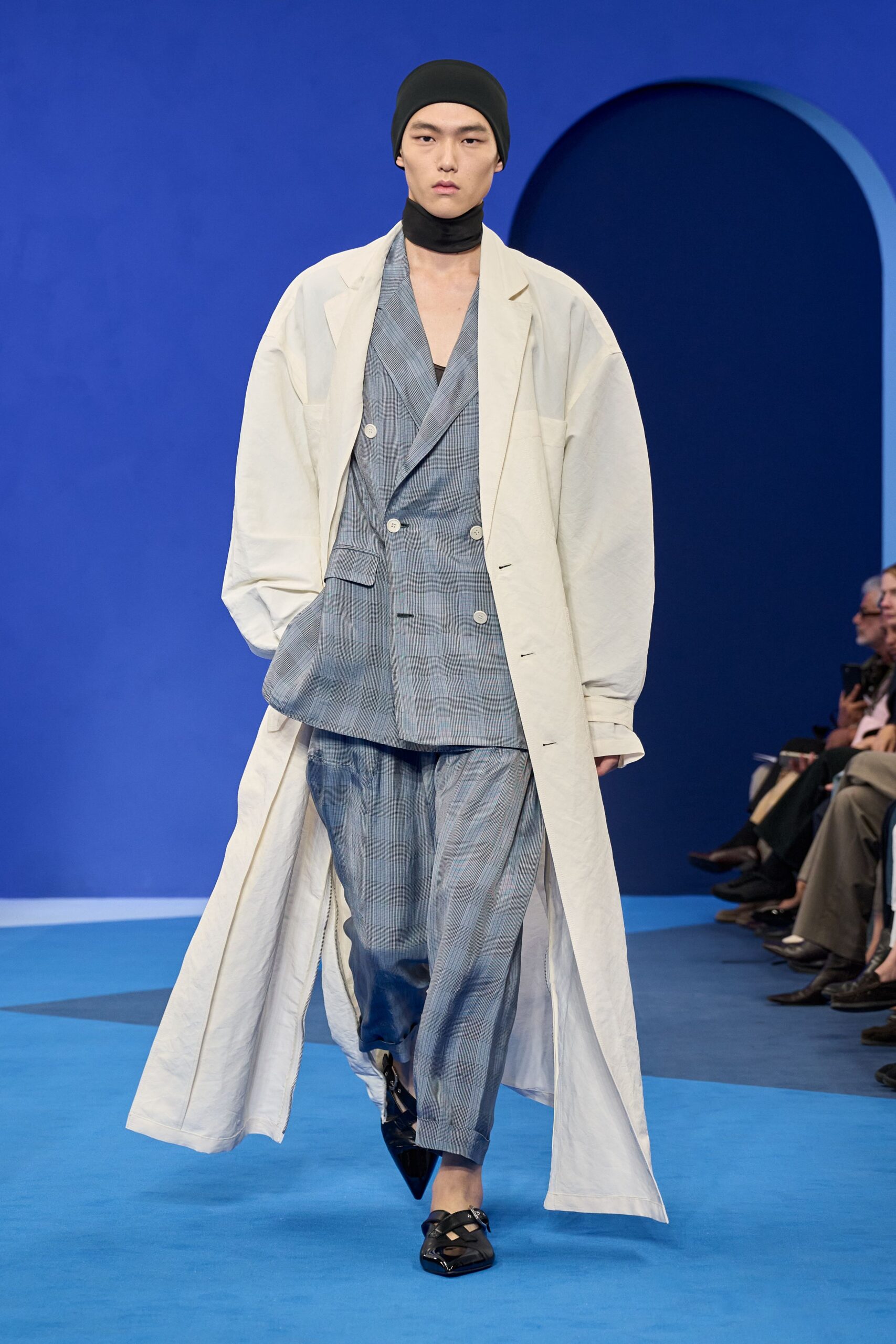 white cotton long-sleeve double-breasted relaxed maxi coat