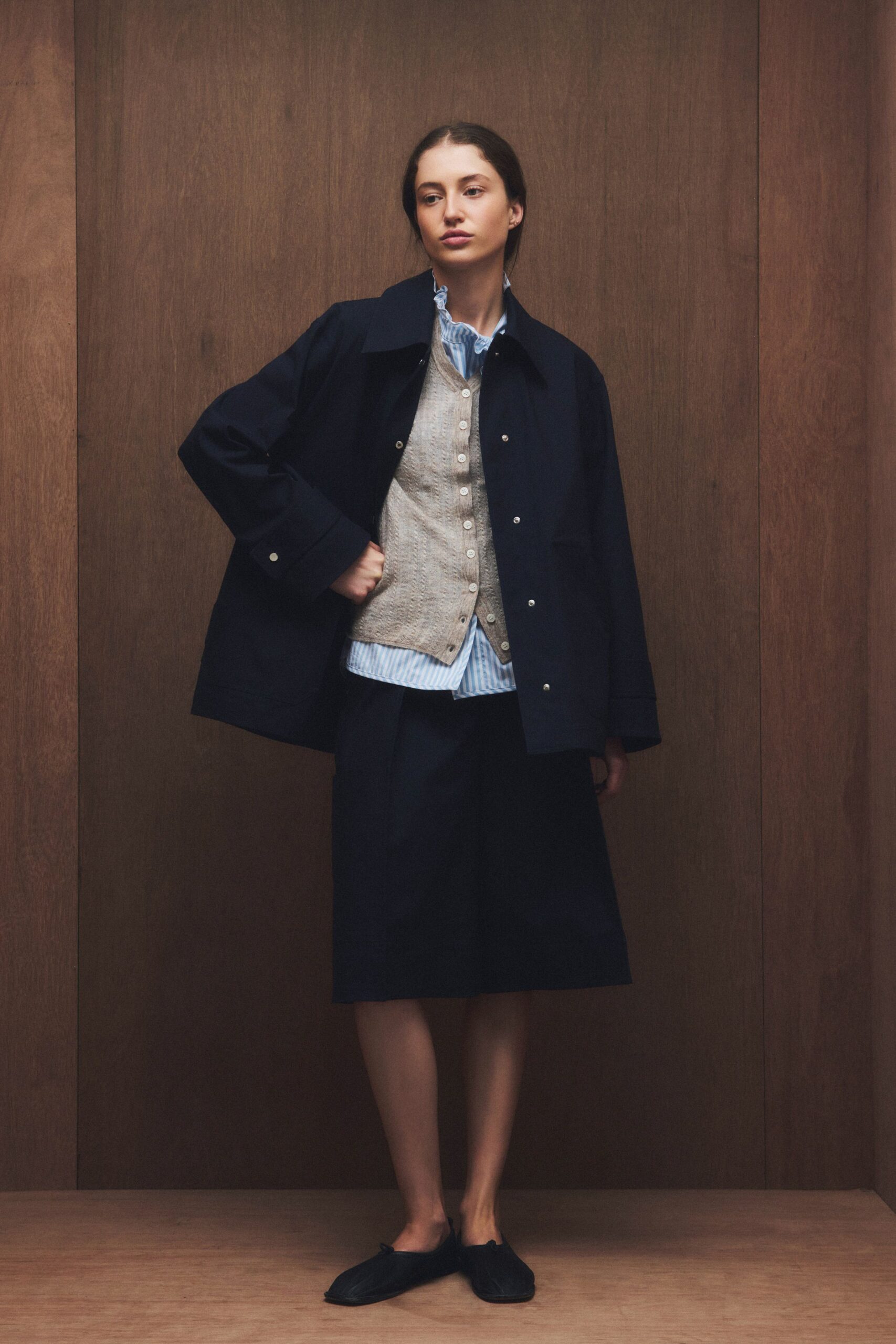 black cotton relaxed straight-leg skirt