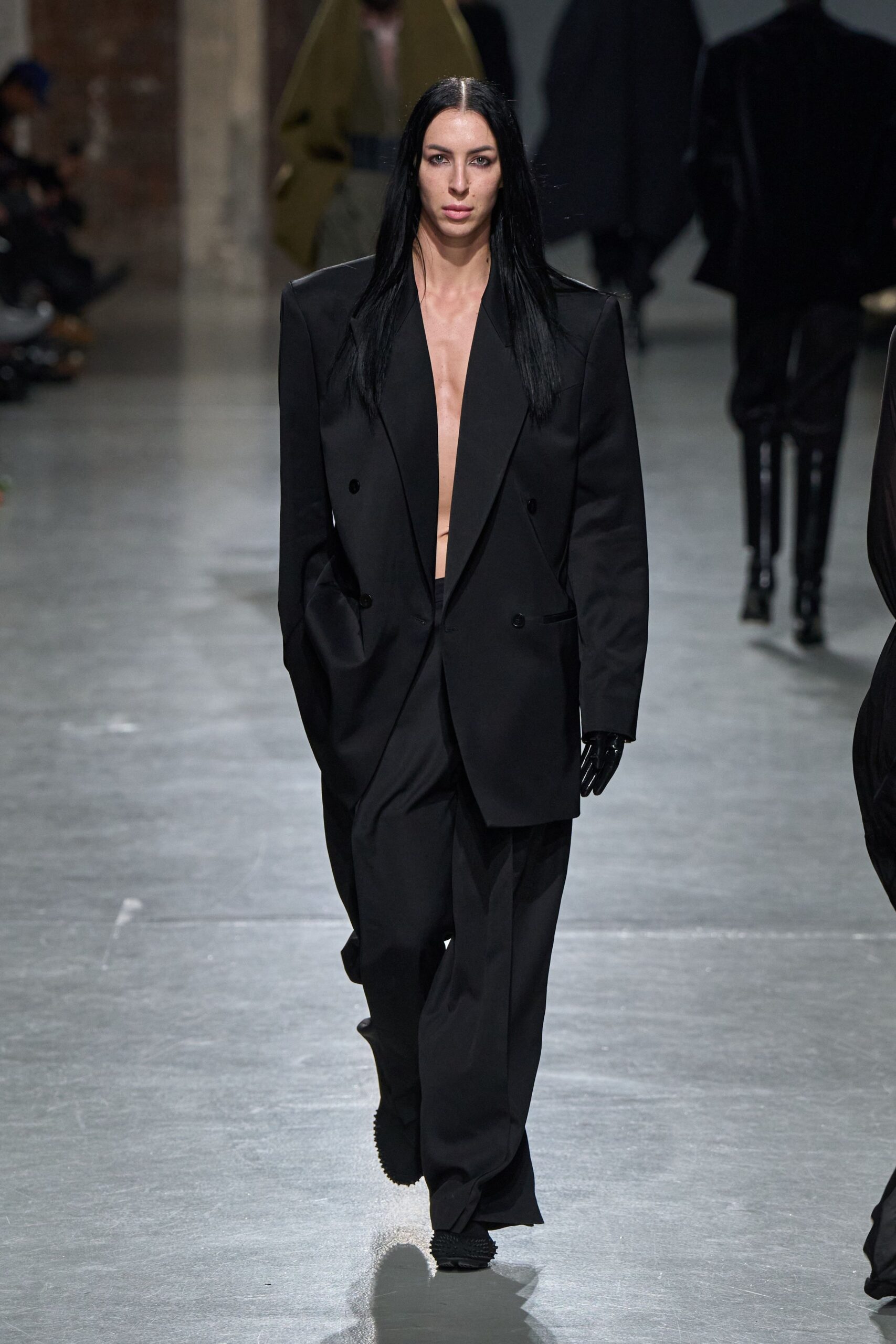 black relaxed wool suit
