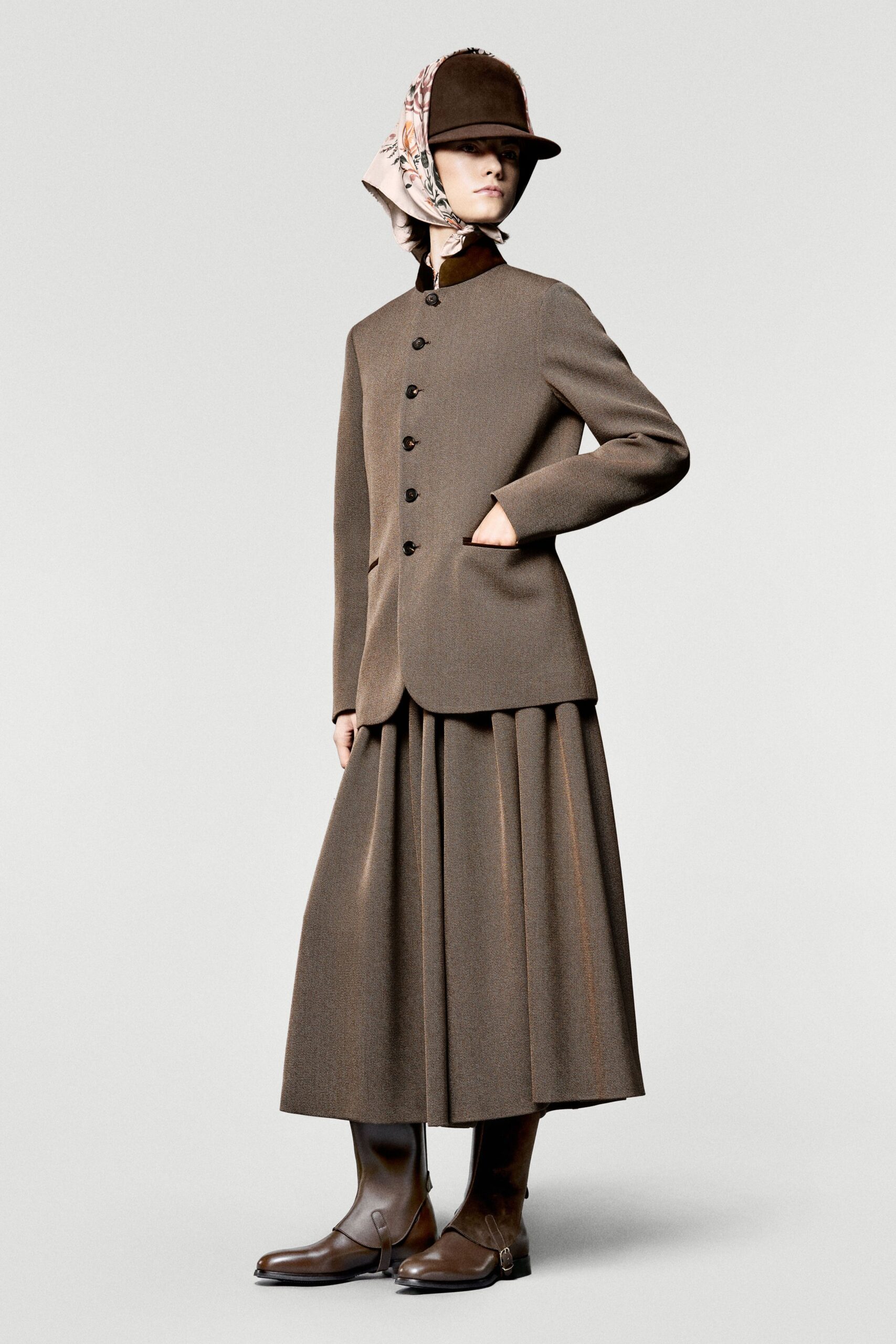 brown wool long-sleeve collared tailored buttoned blazer