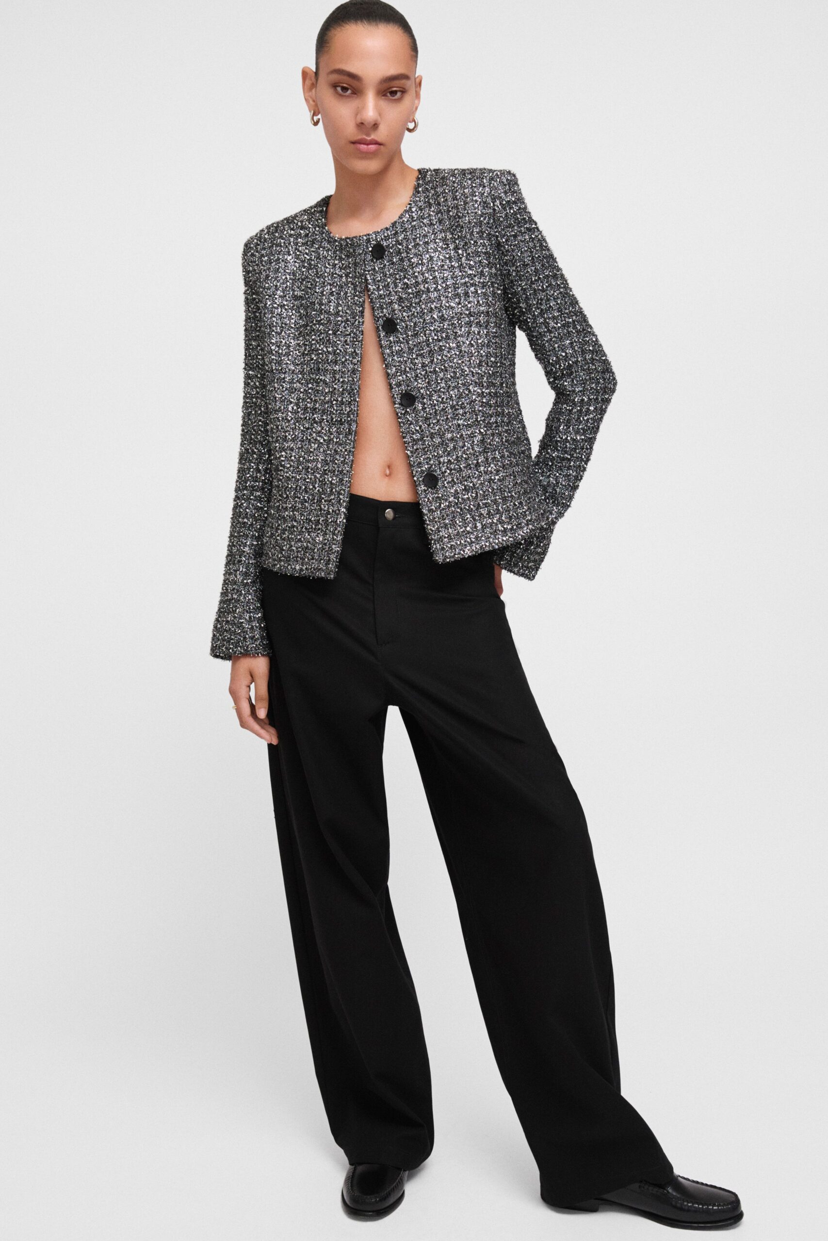 black tweed long-sleeve collared structured buttoned jacket