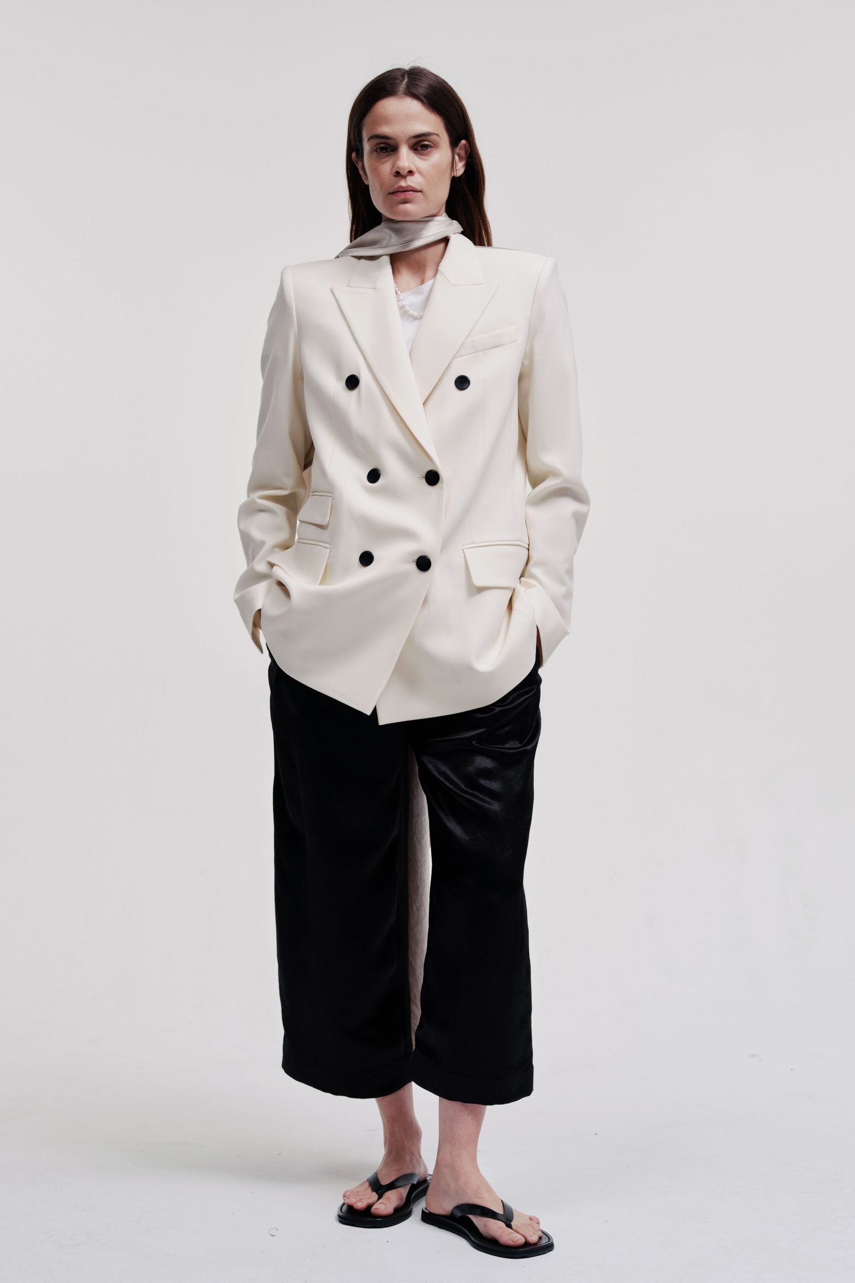 white cotton long-sleeve collared structured blazer