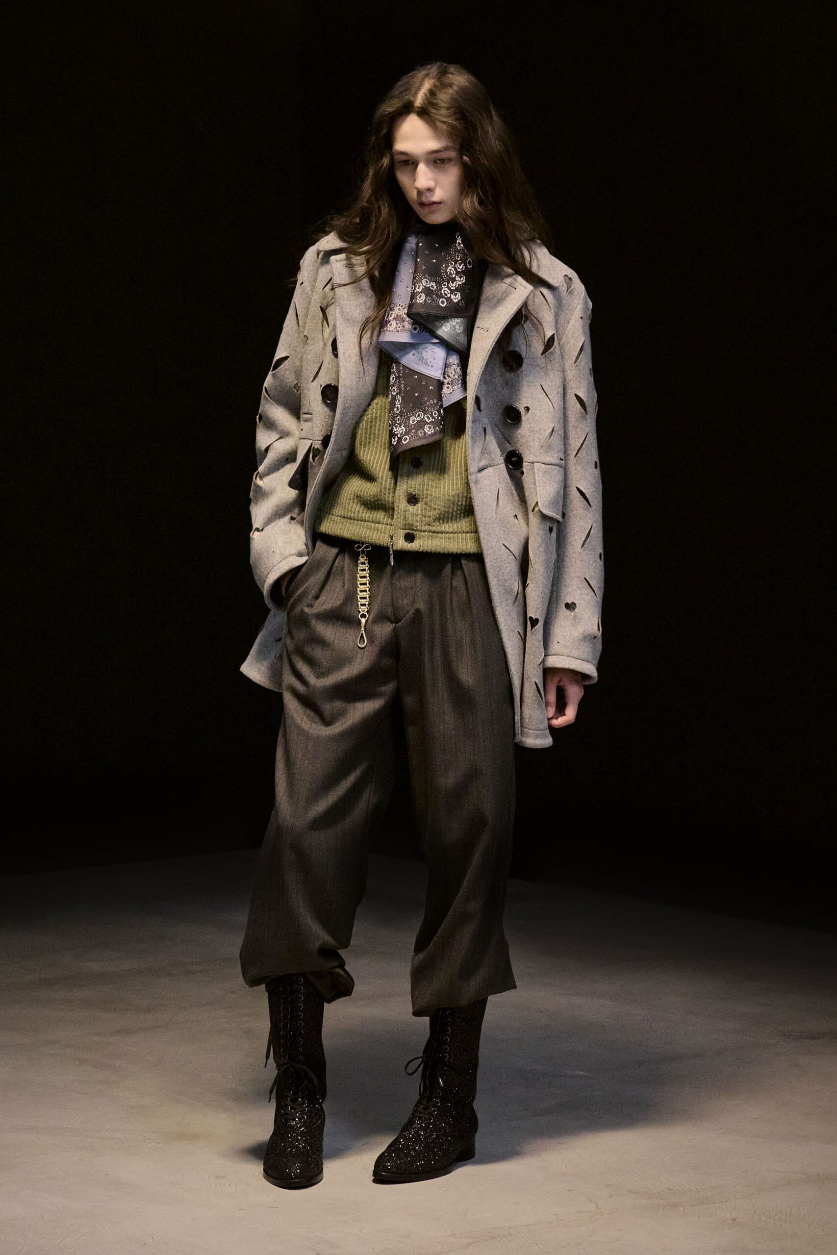gray wool long-sleeve collared relaxed buttoned embroidered coat