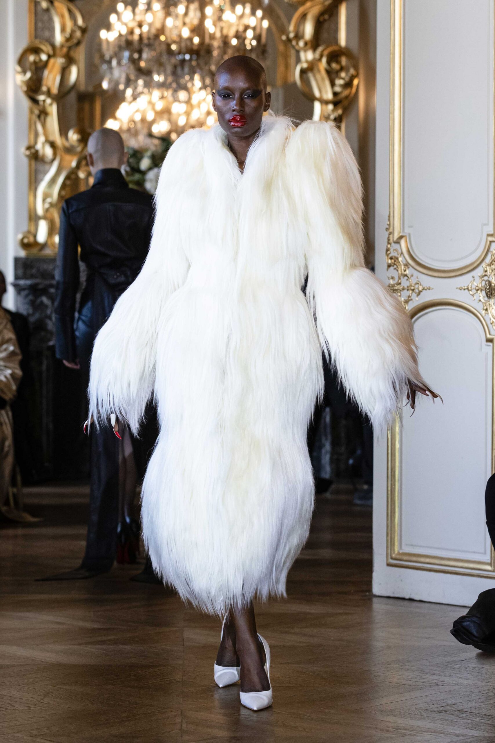 white faux-fur long-sleeve relaxed layered maxi coat